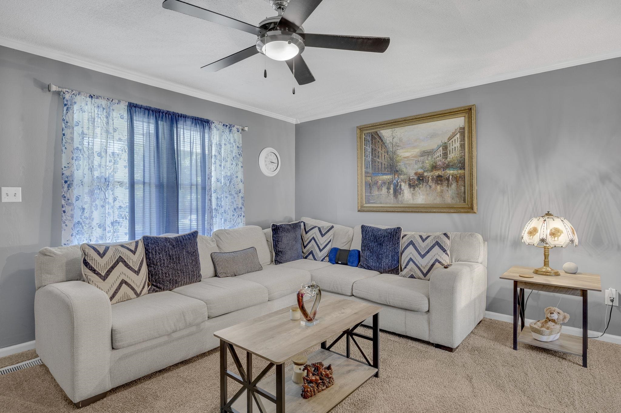 215 Camellia Circle Property Photo 5