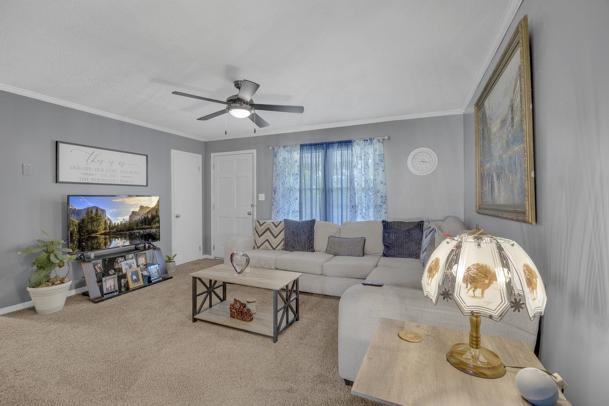 215 Camellia Circle Property Photo 6