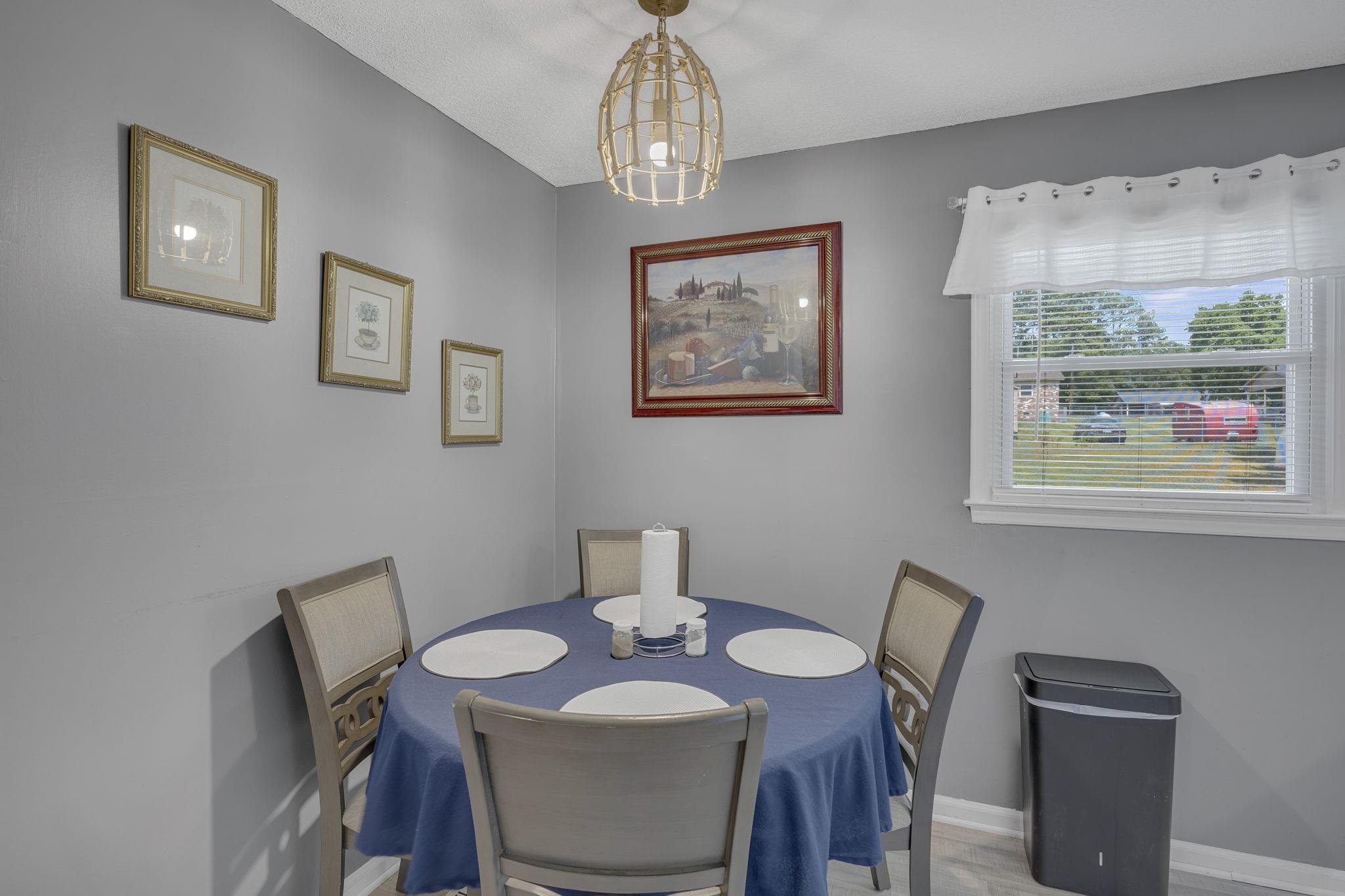 215 Camellia Circle Property Photo 7