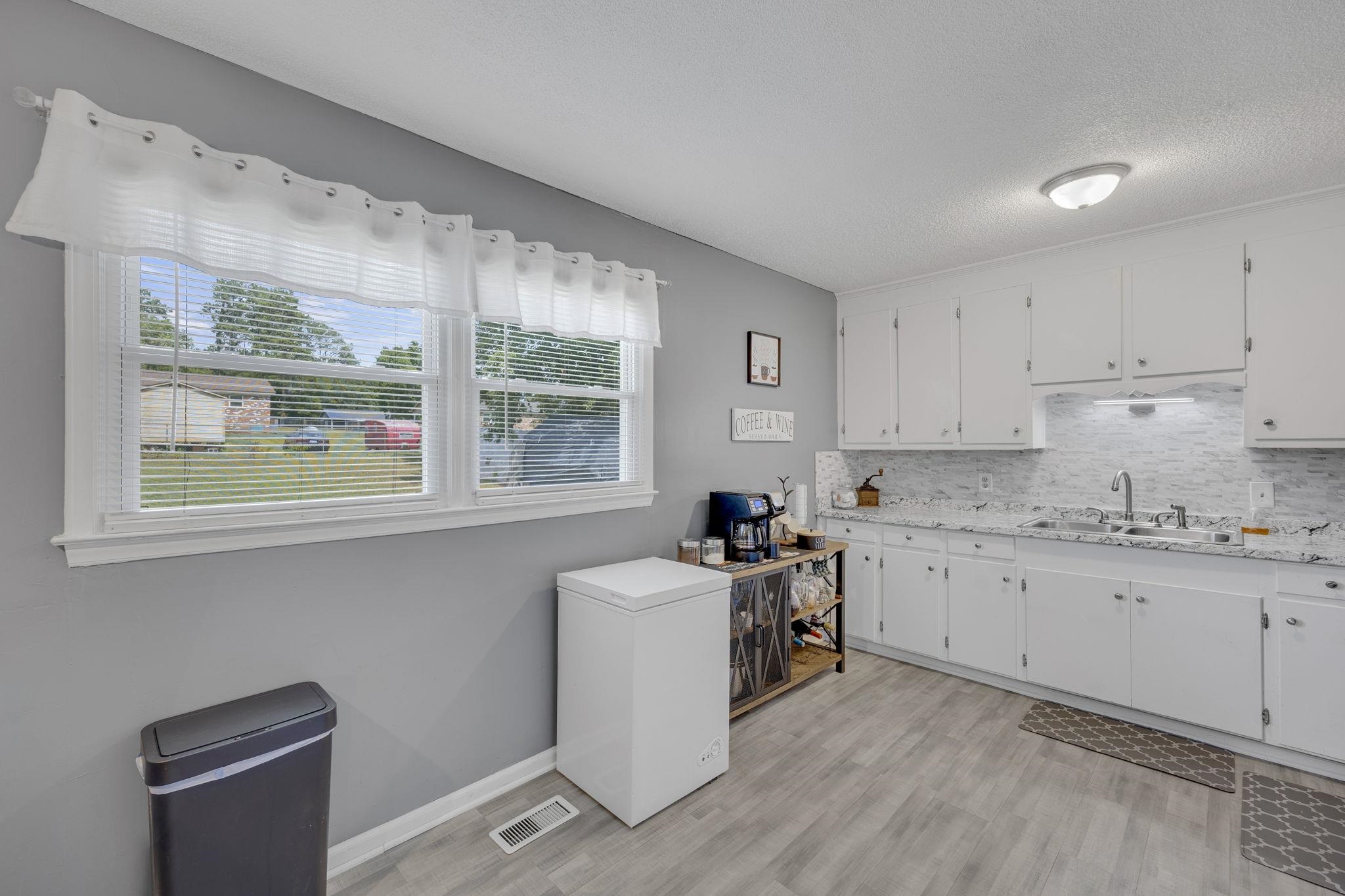 215 Camellia Circle Property Photo 10