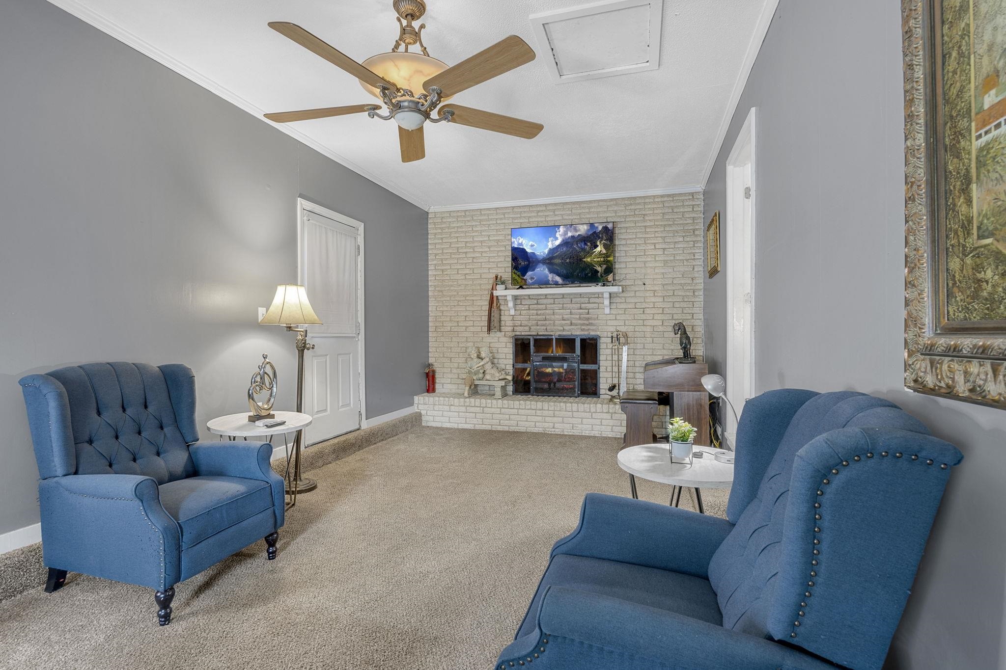 215 Camellia Circle Property Photo 14