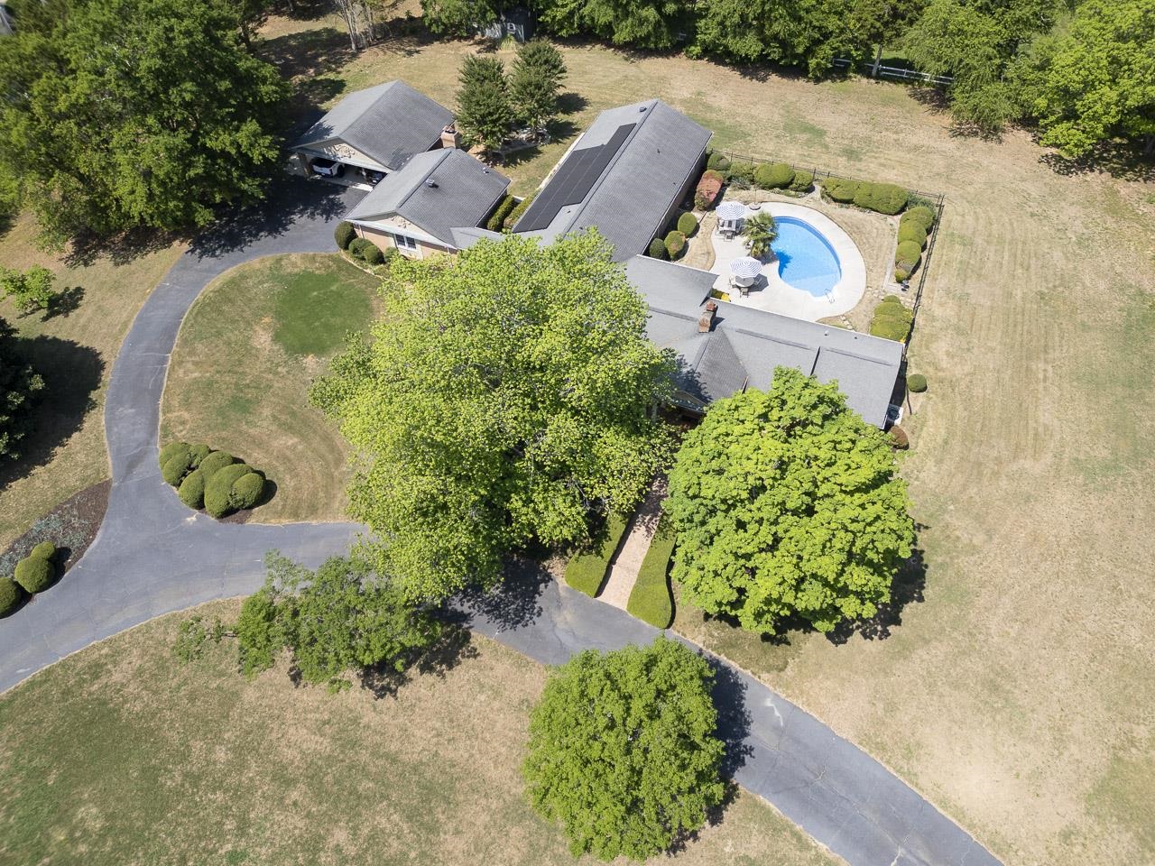 136 Club Drive Property Photo 45