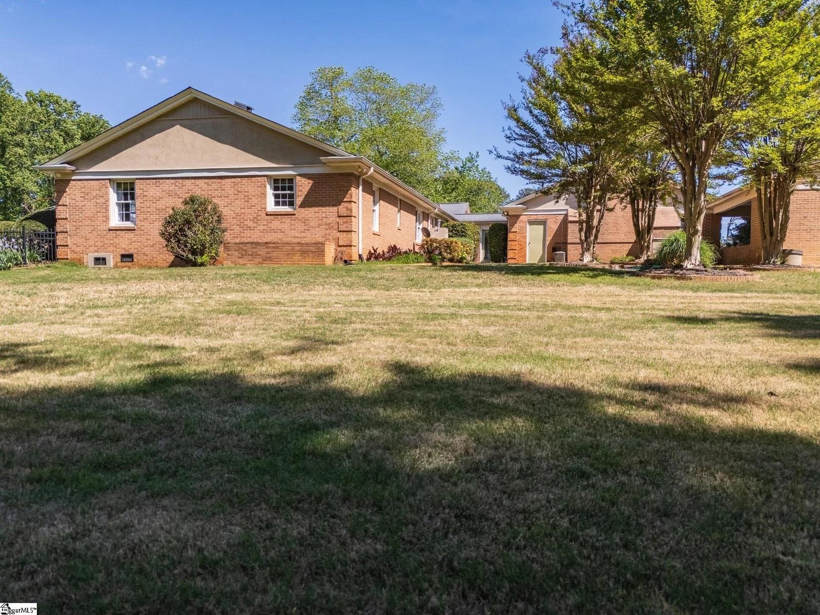 136 Club Drive Property Photo 46
