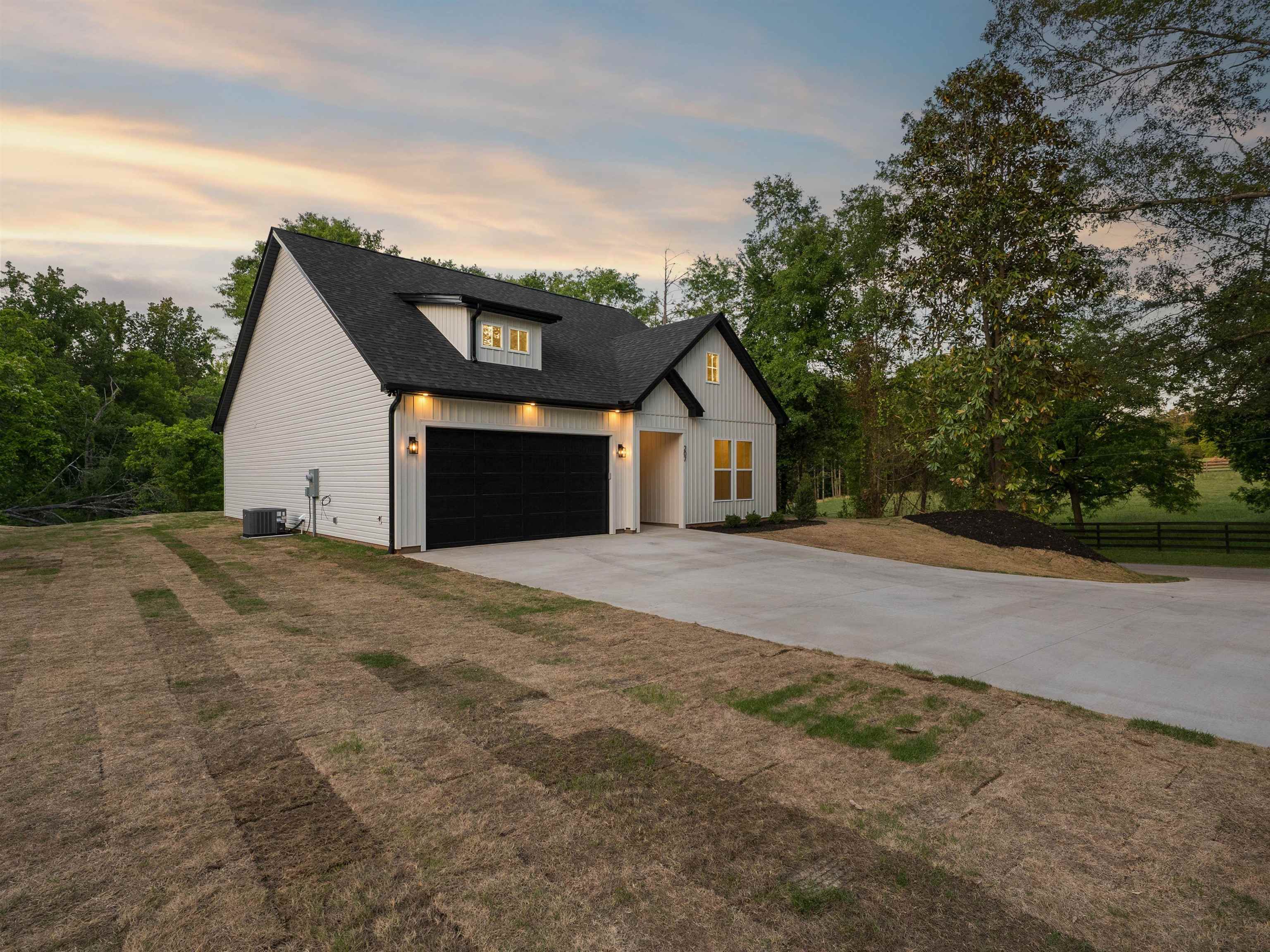 207 Love Springs Road Property Photo 6