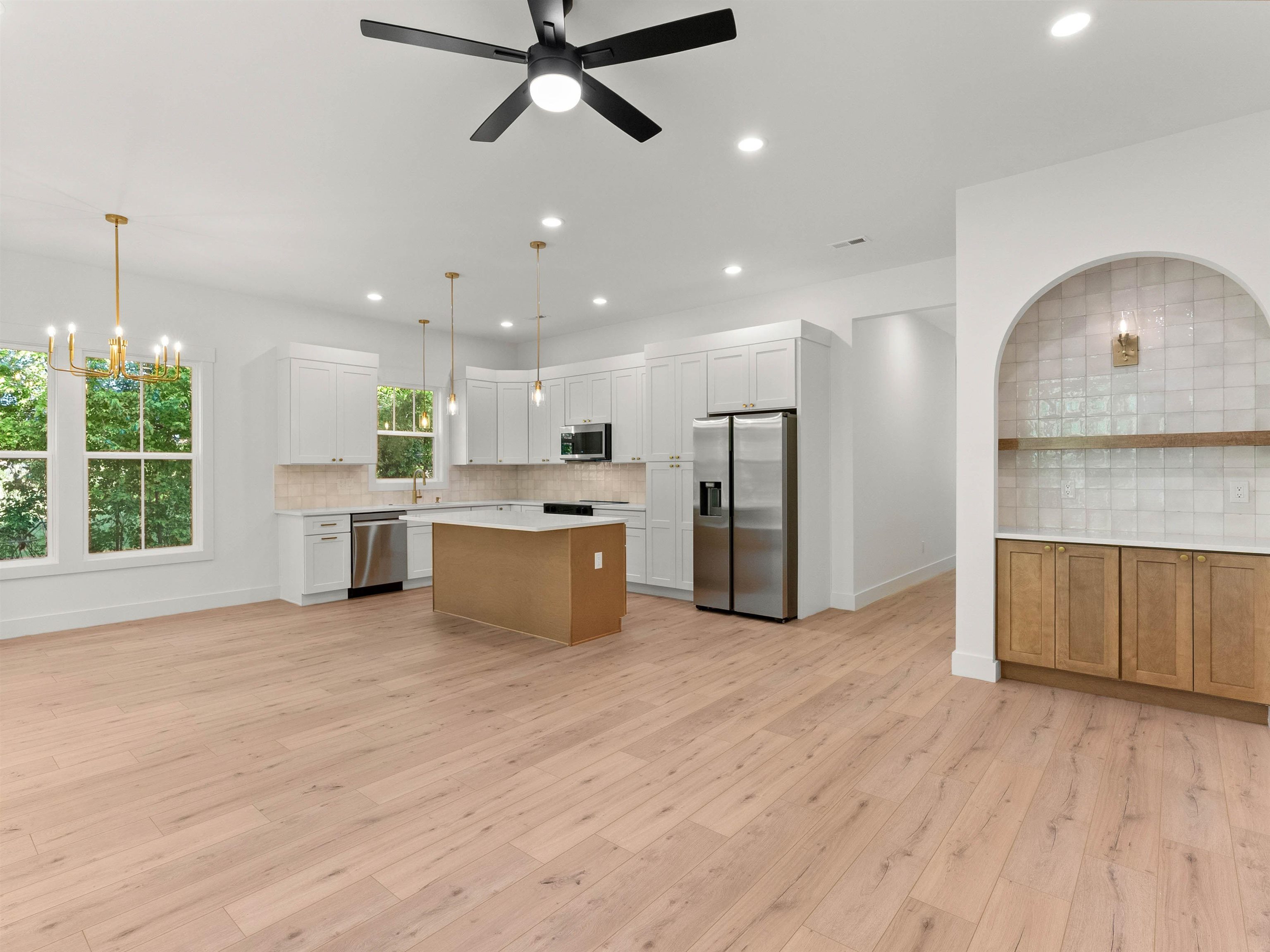 207 Love Springs Road Property Photo 10