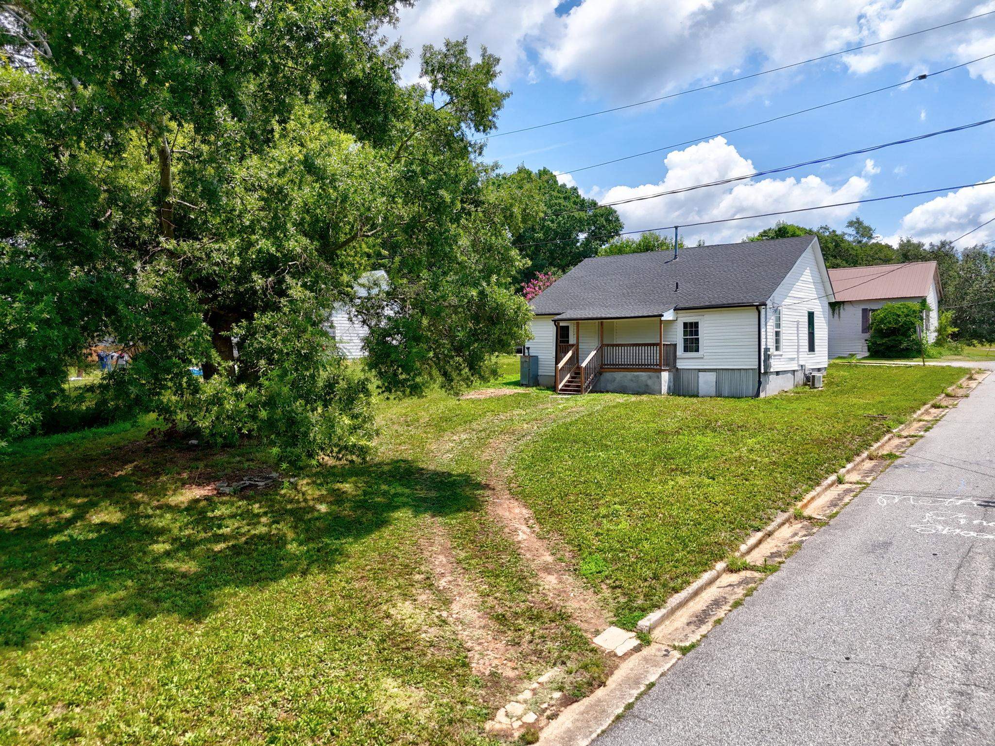 201 Hammett Street Property Photo 14