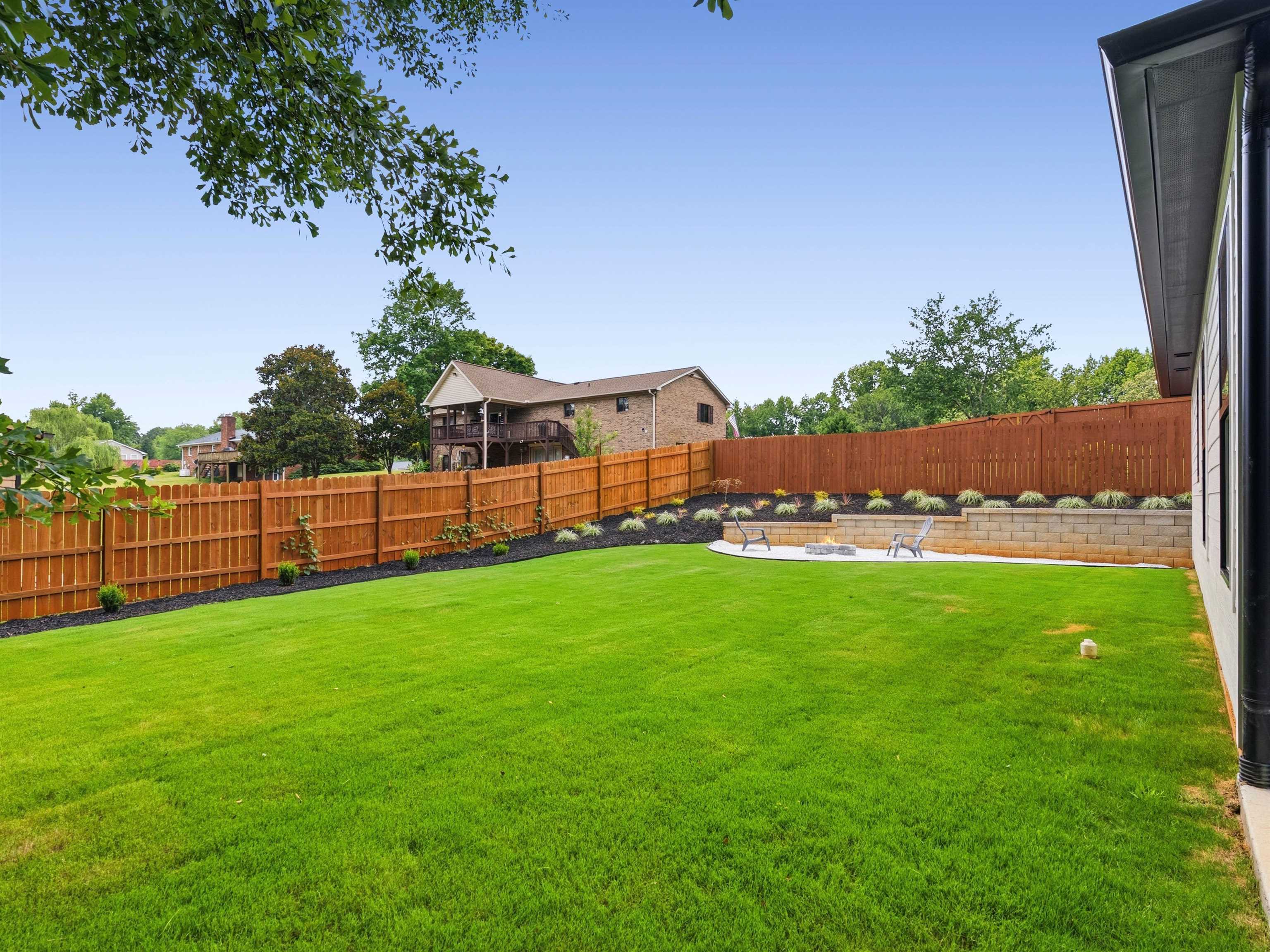 227 Holmes Drive Property Photo 36