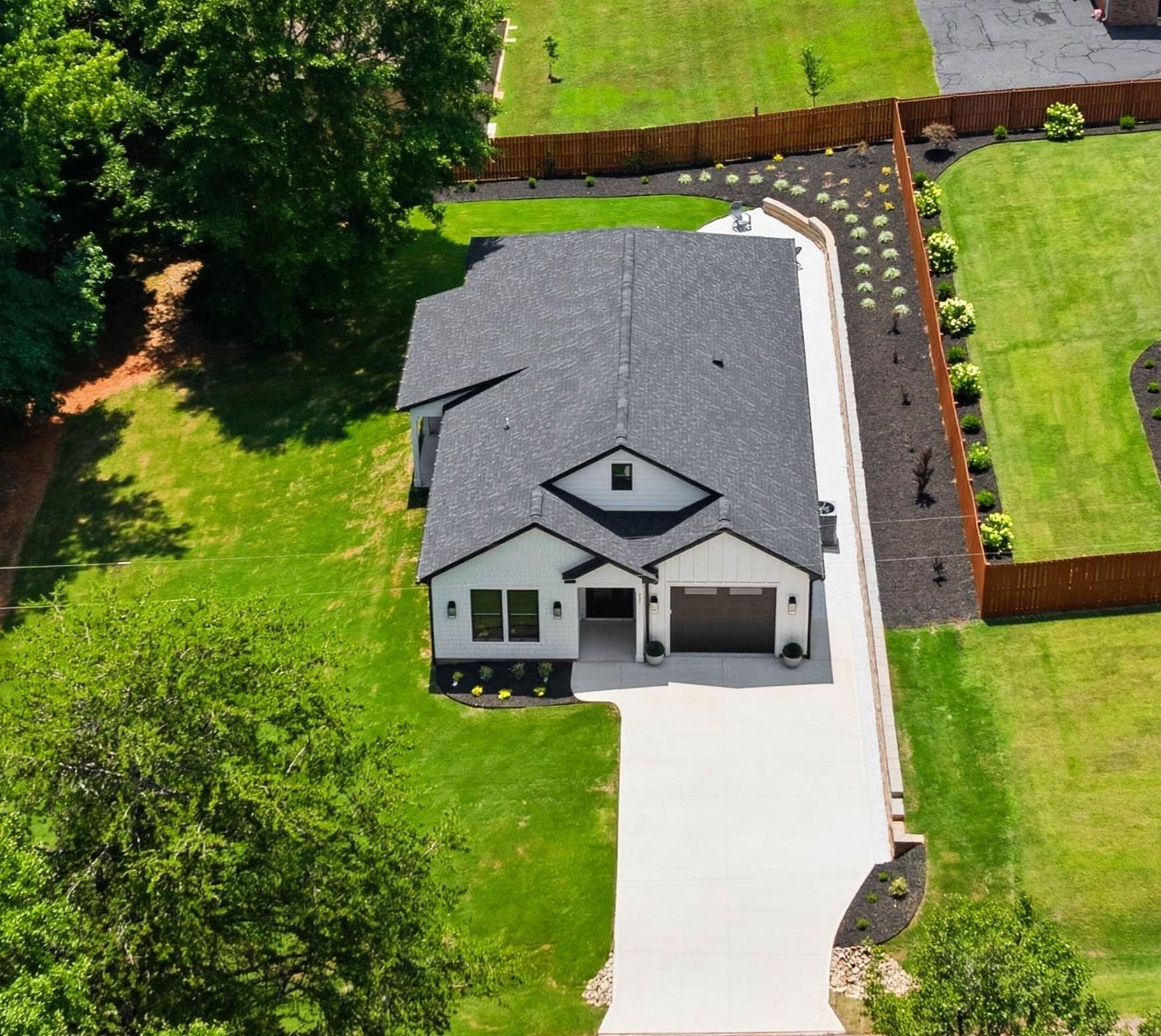 227 Holmes Drive Property Photo 37