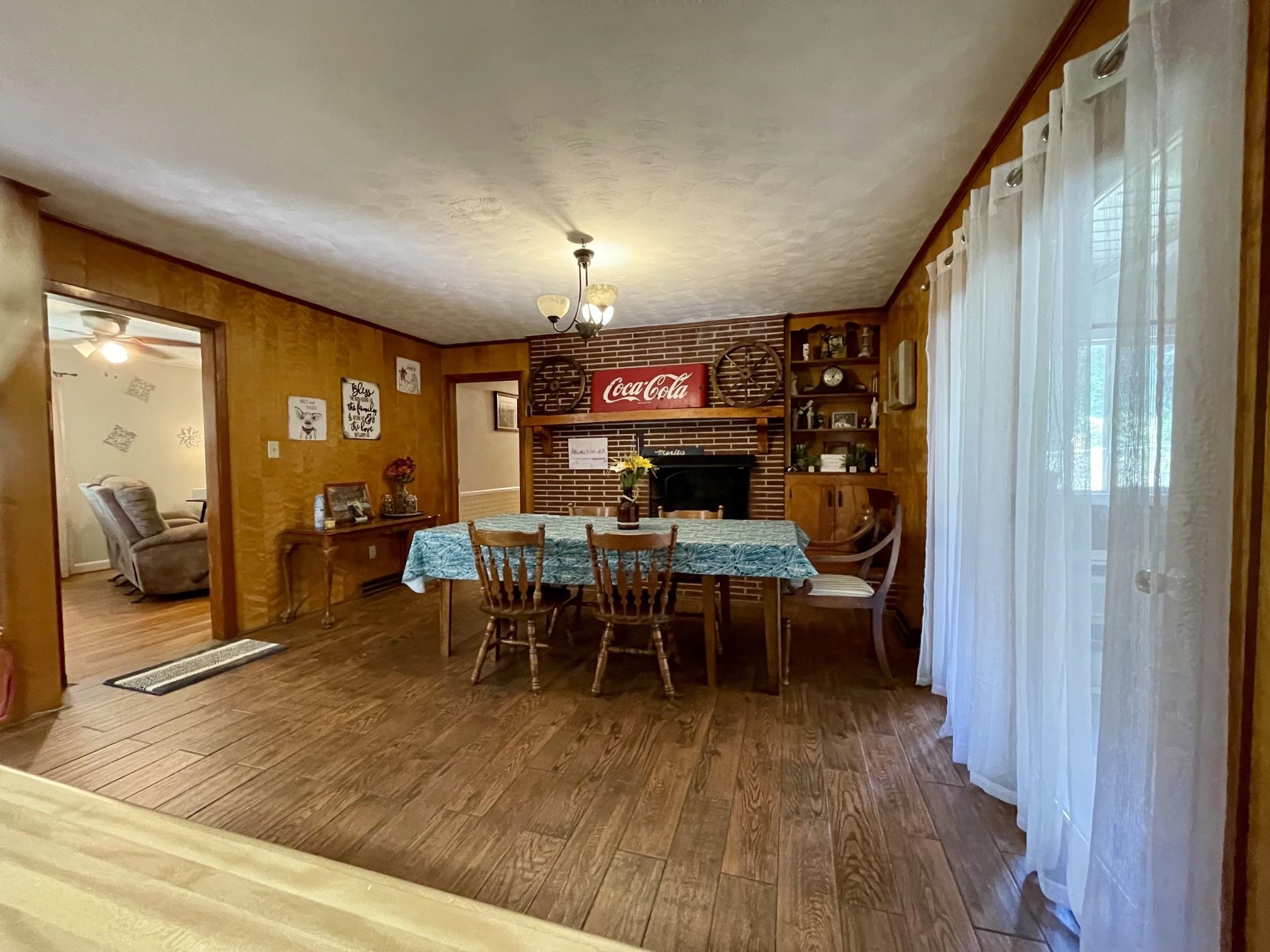 13359 Highway 221 Property Photo 5