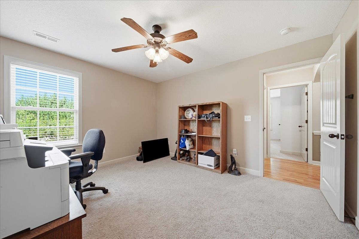 125 Fox Farm Way Property Photo 26