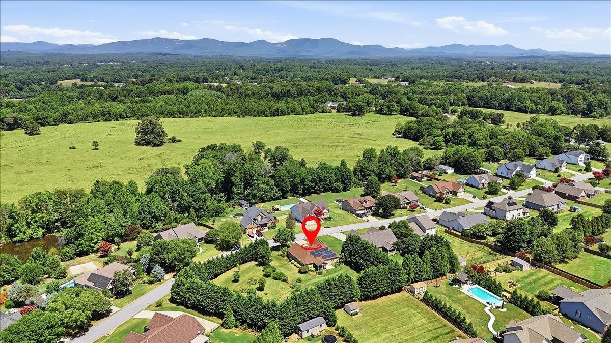 125 Fox Farm Way Property Photo 34