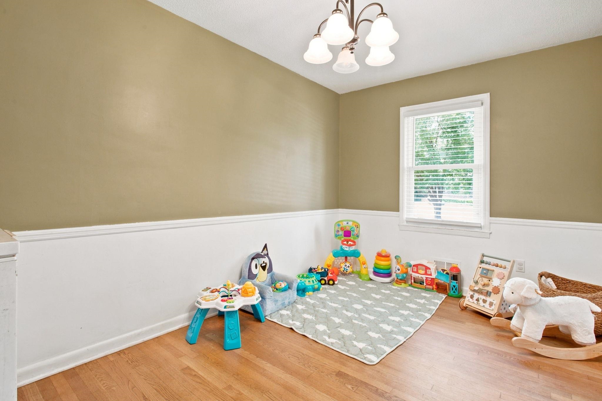 229 Mohawk Drive Property Photo 8