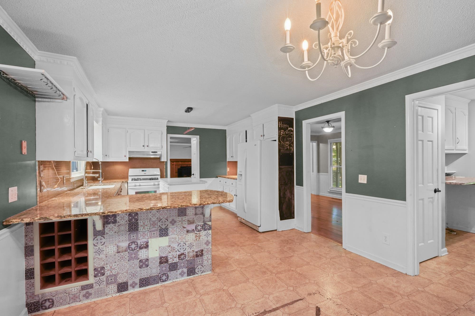 209 Westchester Way Property Photo 19