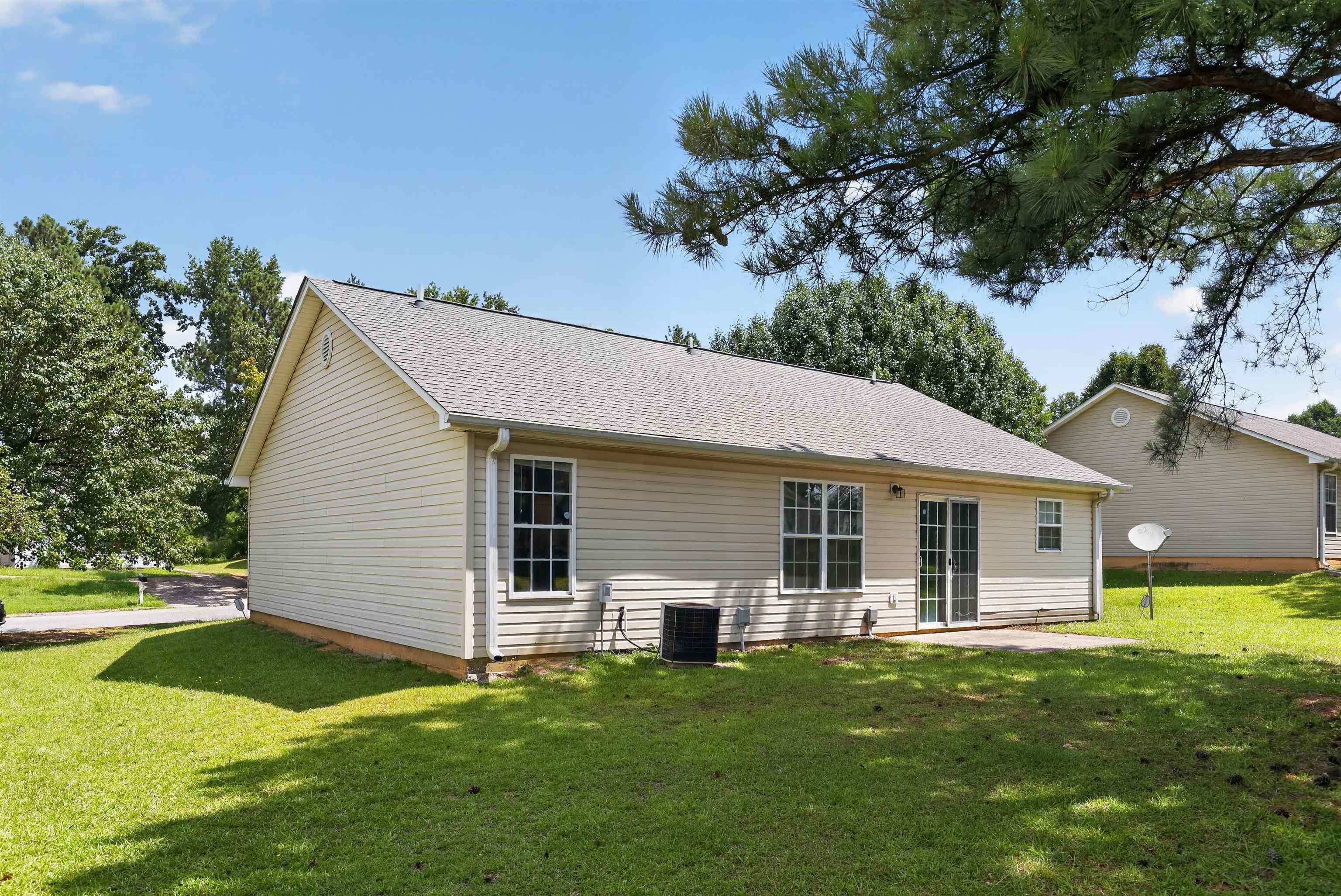 1841 Tamara Way Property Photo 3