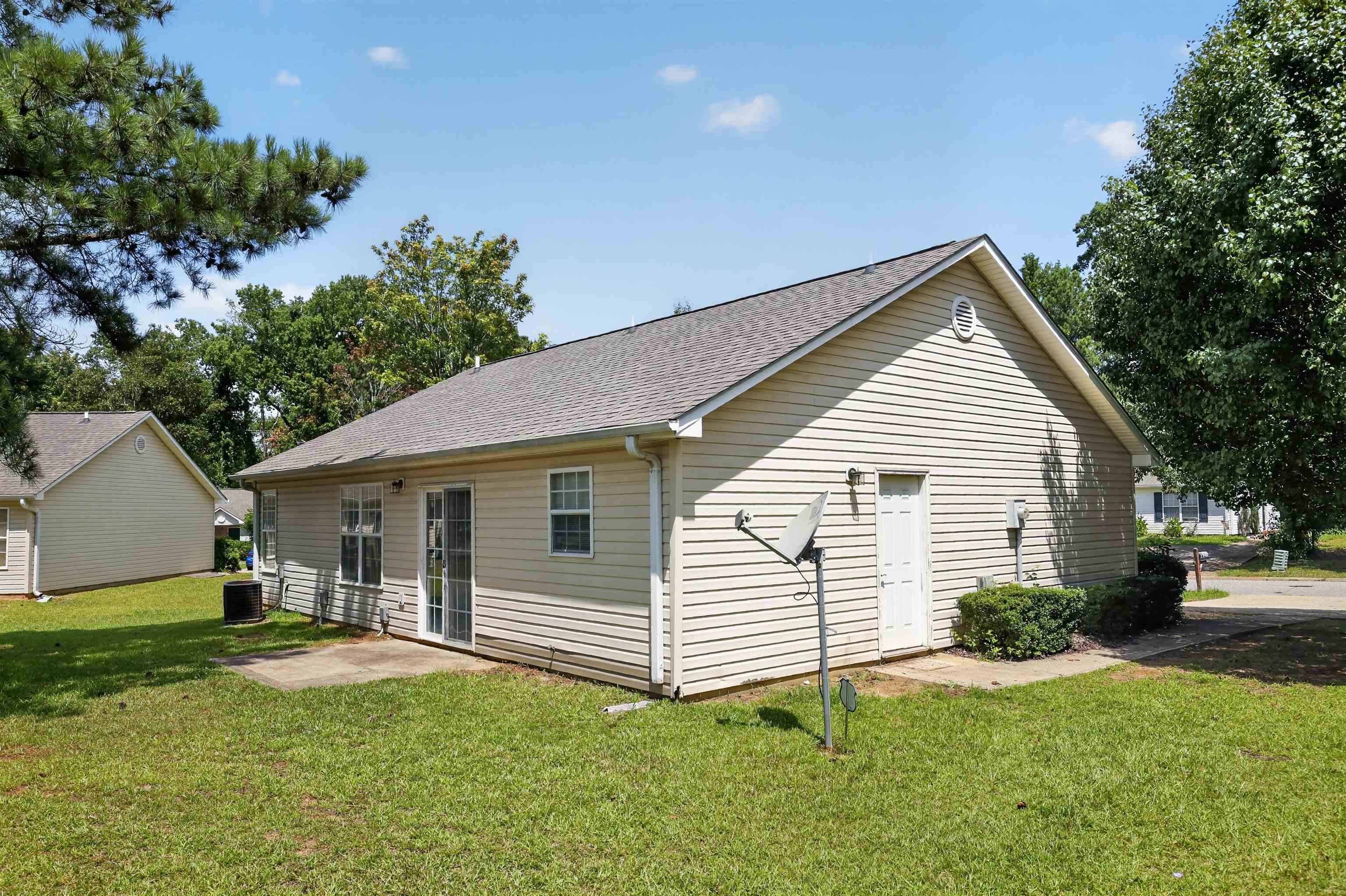 1841 Tamara Way Property Photo 4
