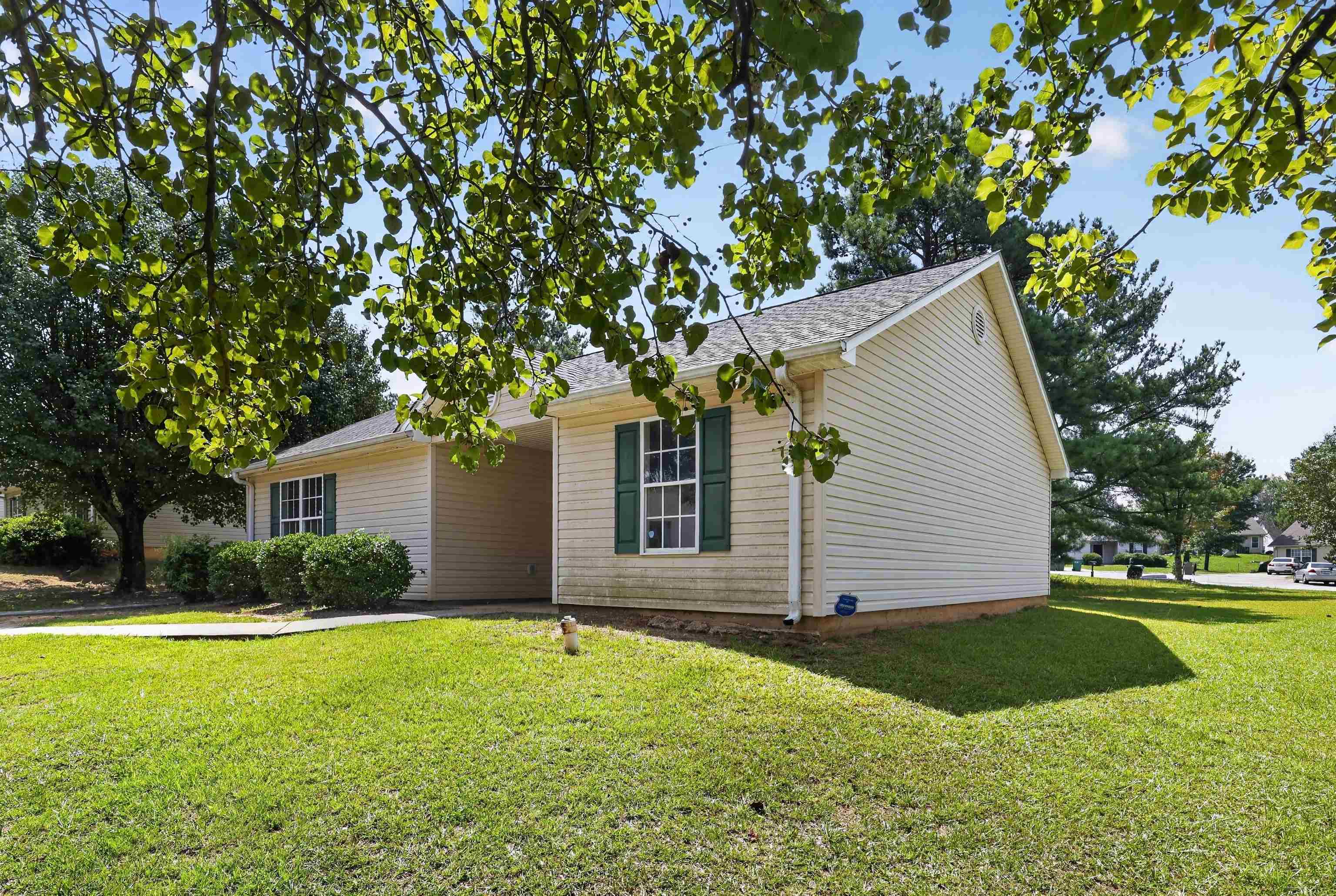 1841 Tamara Way Property Photo 5