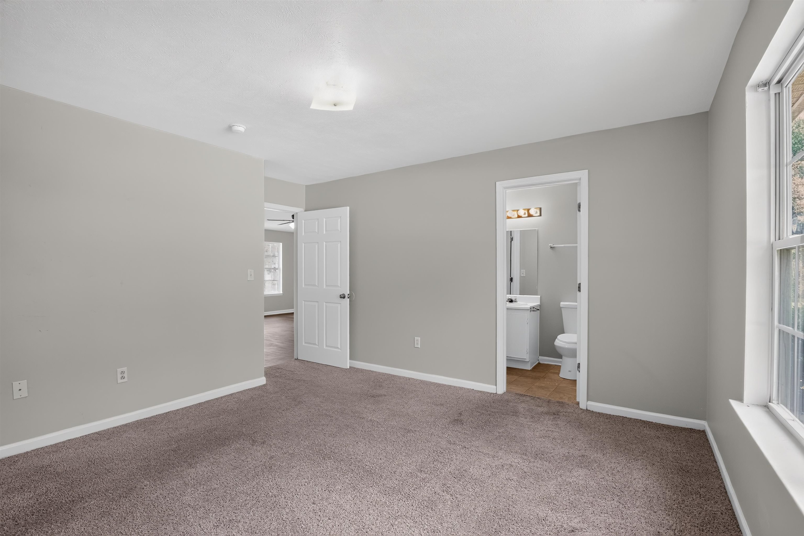 1841 Tamara Way Property Photo 23