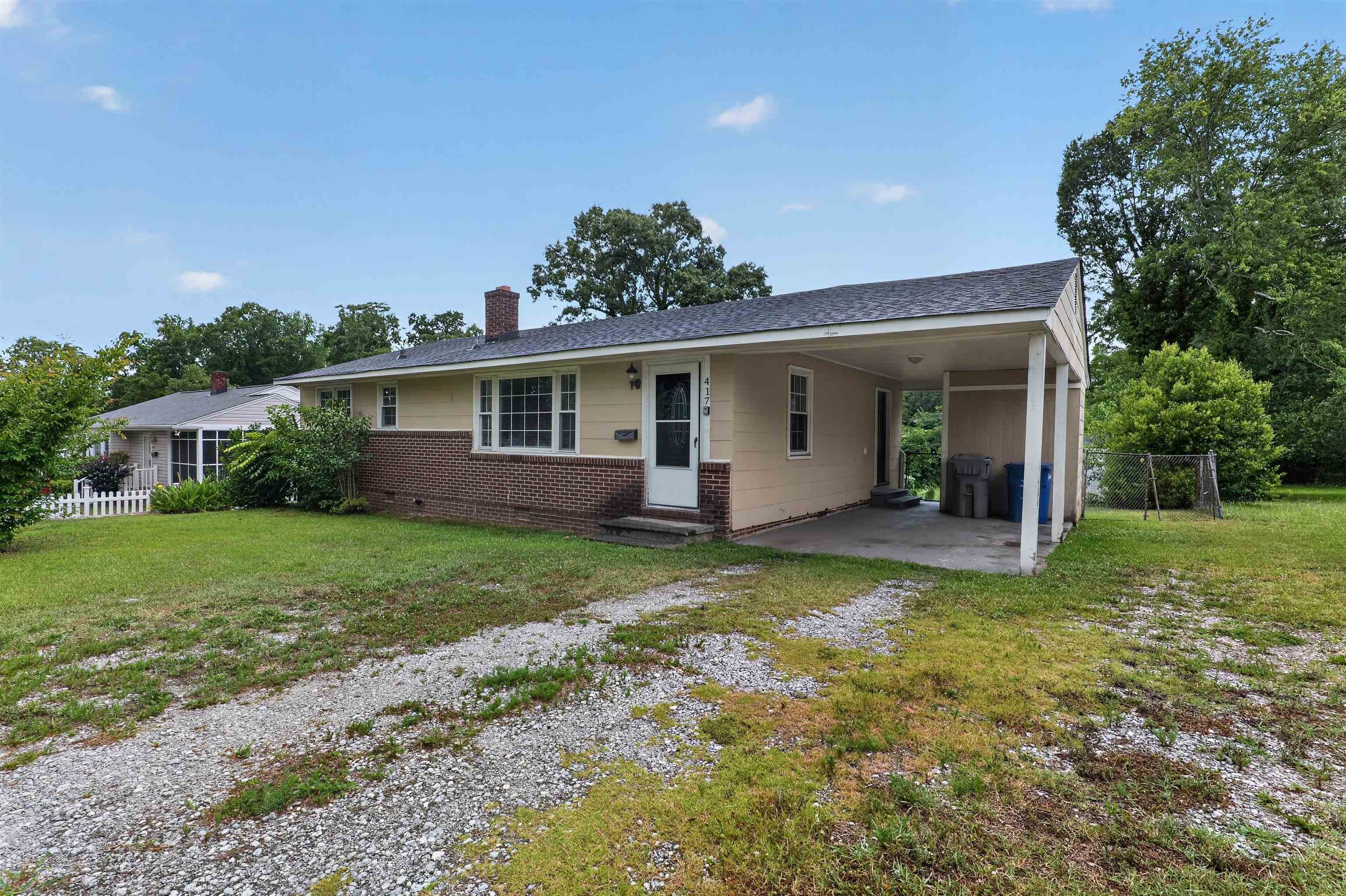 417 Crestview Drive Property Photo 3