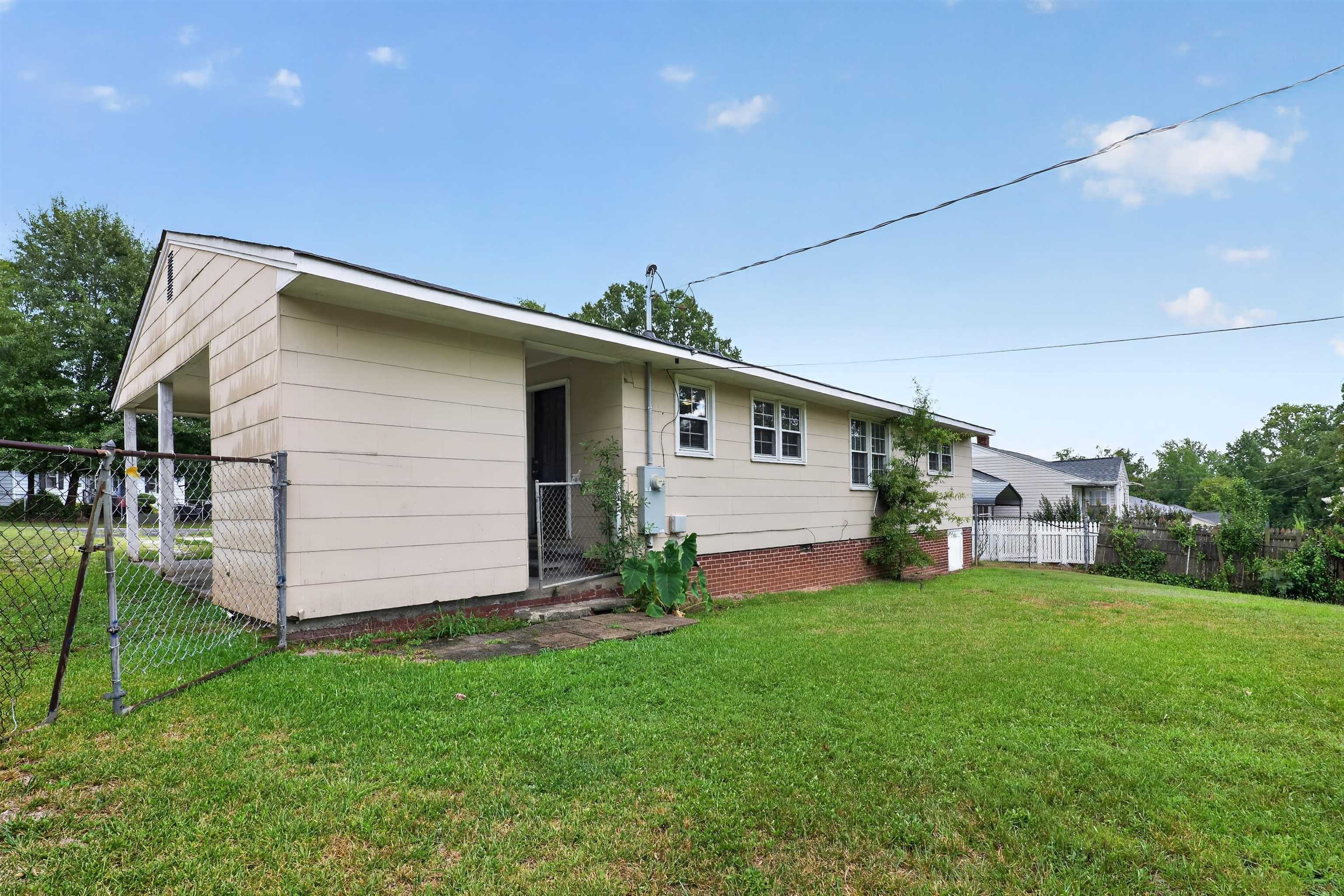 417 Crestview Drive Property Photo 4