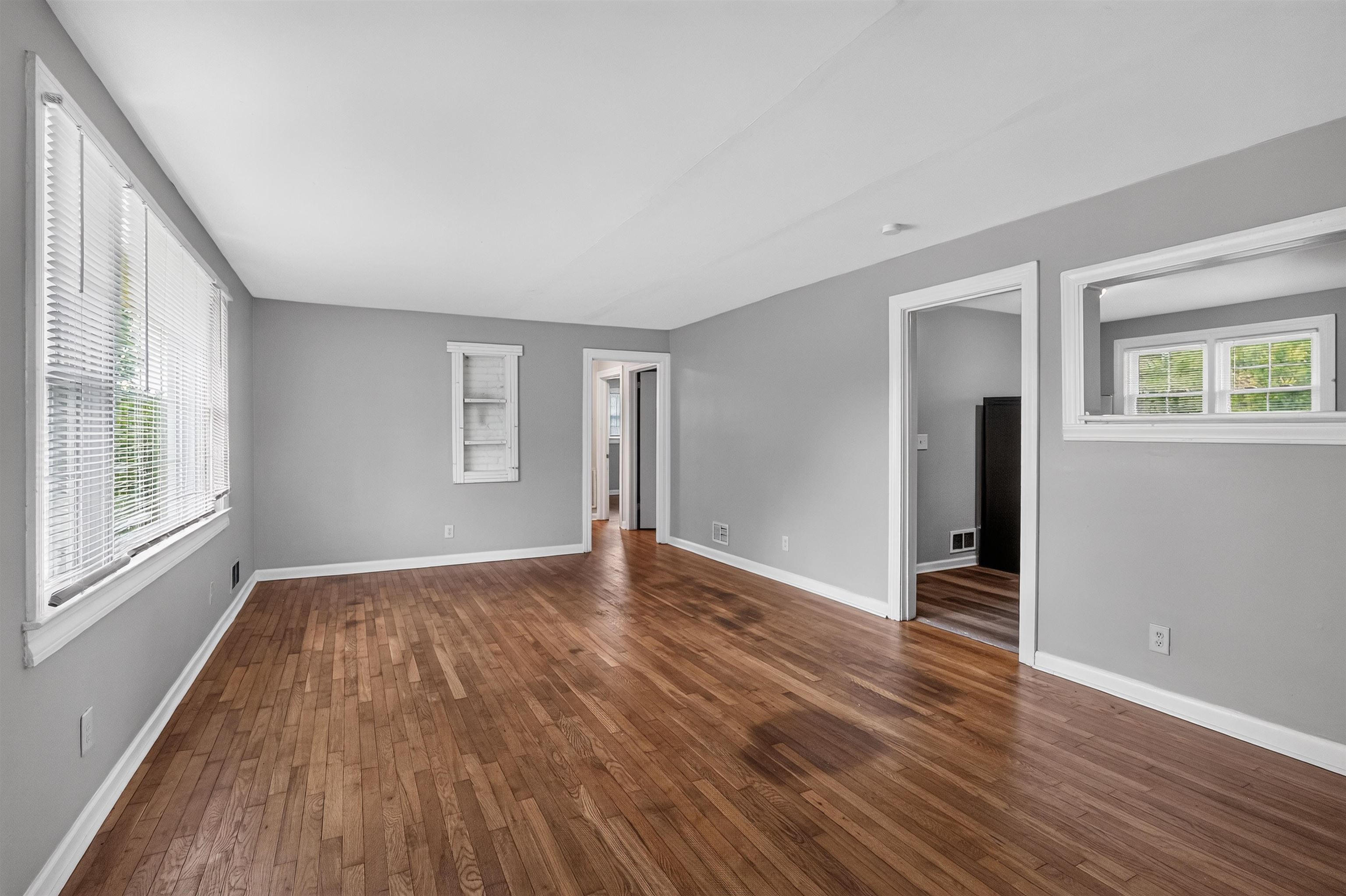 417 Crestview Drive Property Photo 11