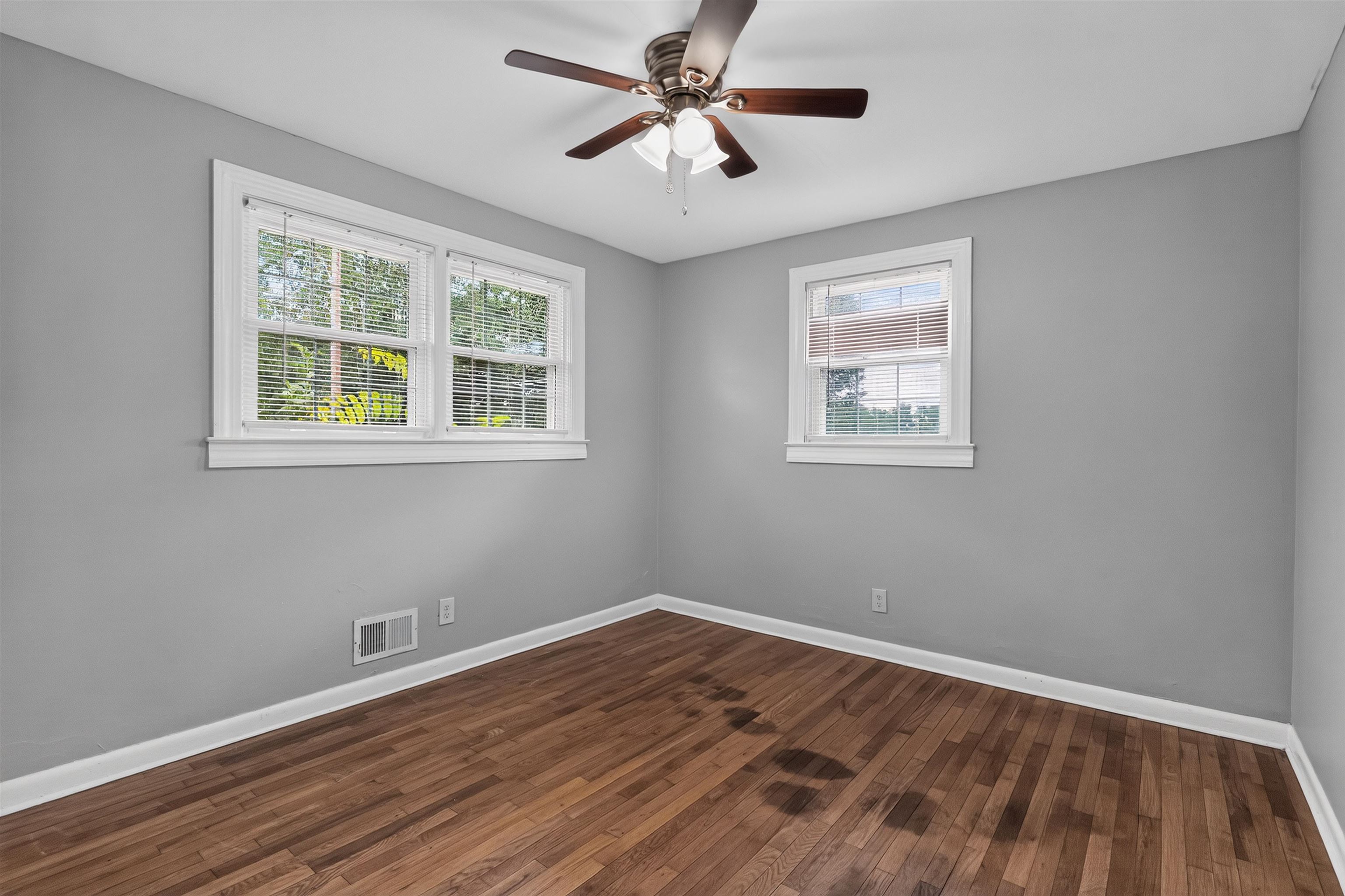 417 Crestview Drive Property Photo 18