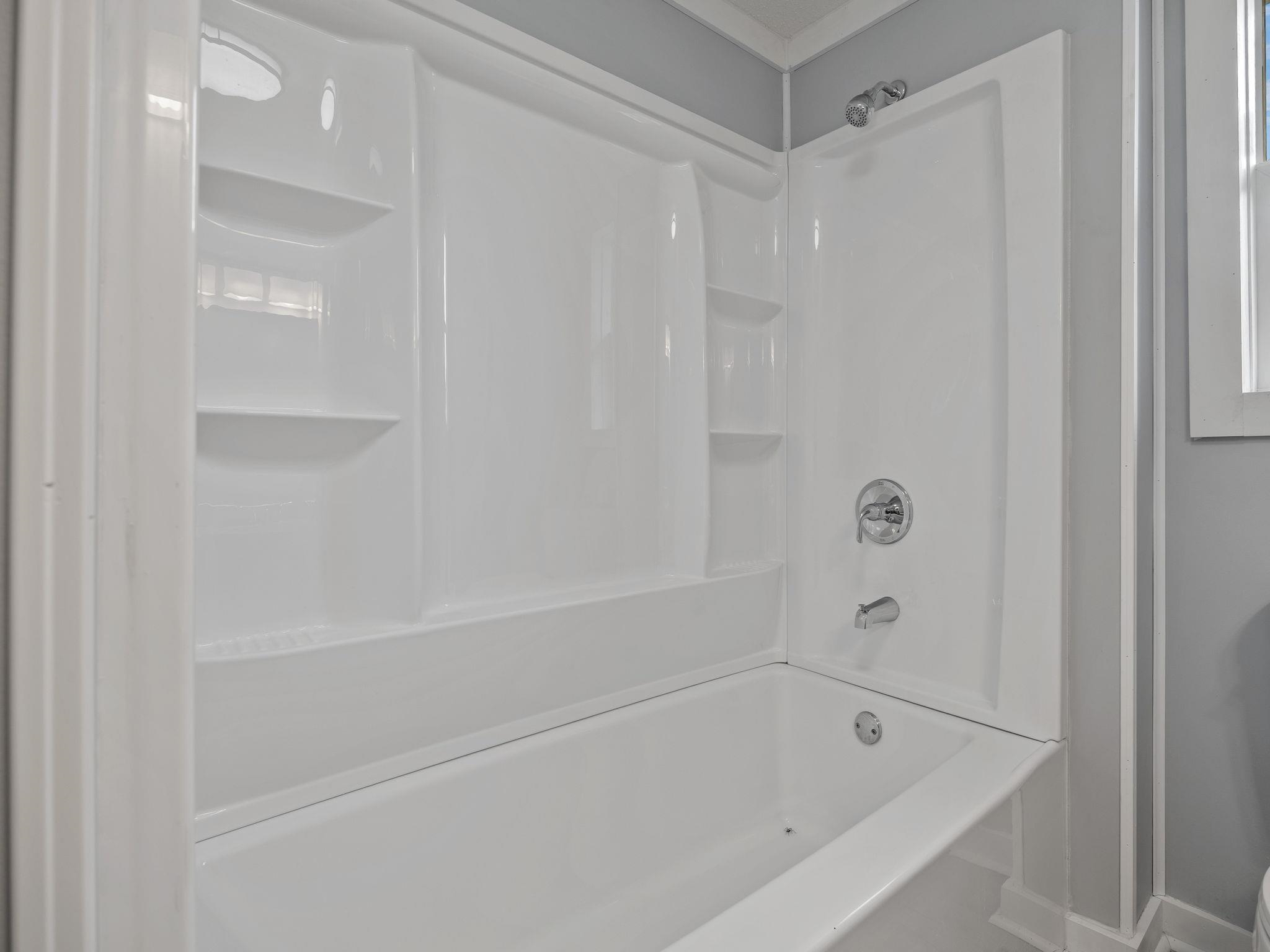 1210 West Street Property Photo 14