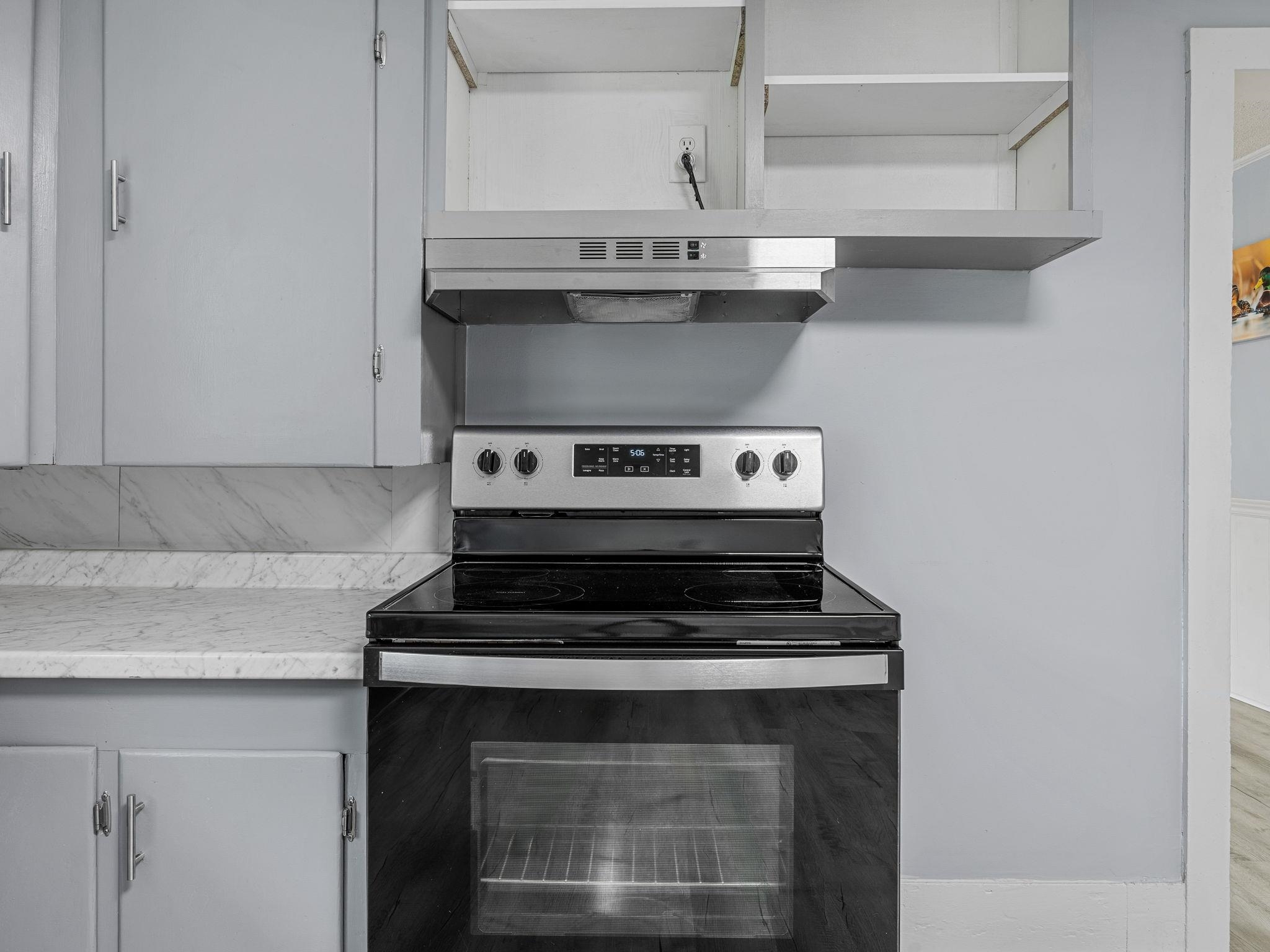 1210 West Street Property Photo 16