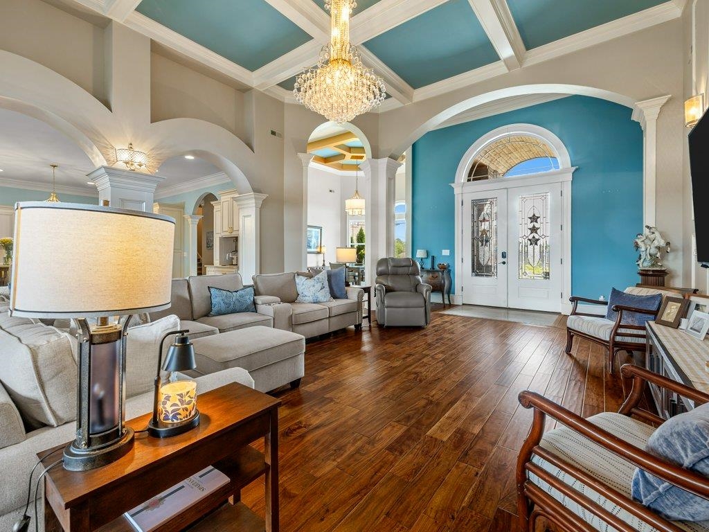 504 World Tour Drive Property Photo 12
