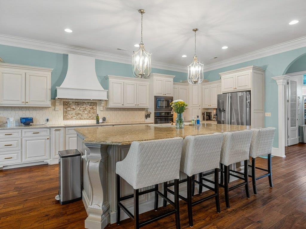 504 World Tour Drive Property Photo 16