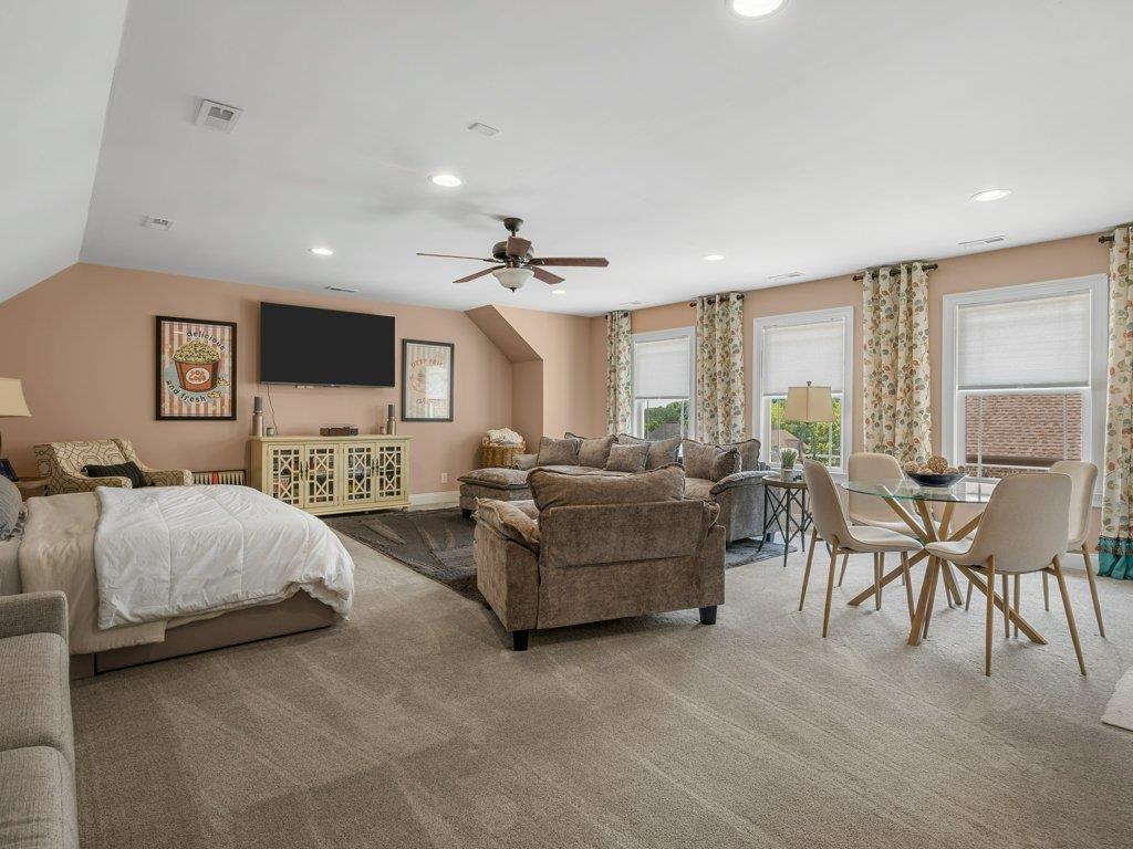 504 World Tour Drive Property Photo 42