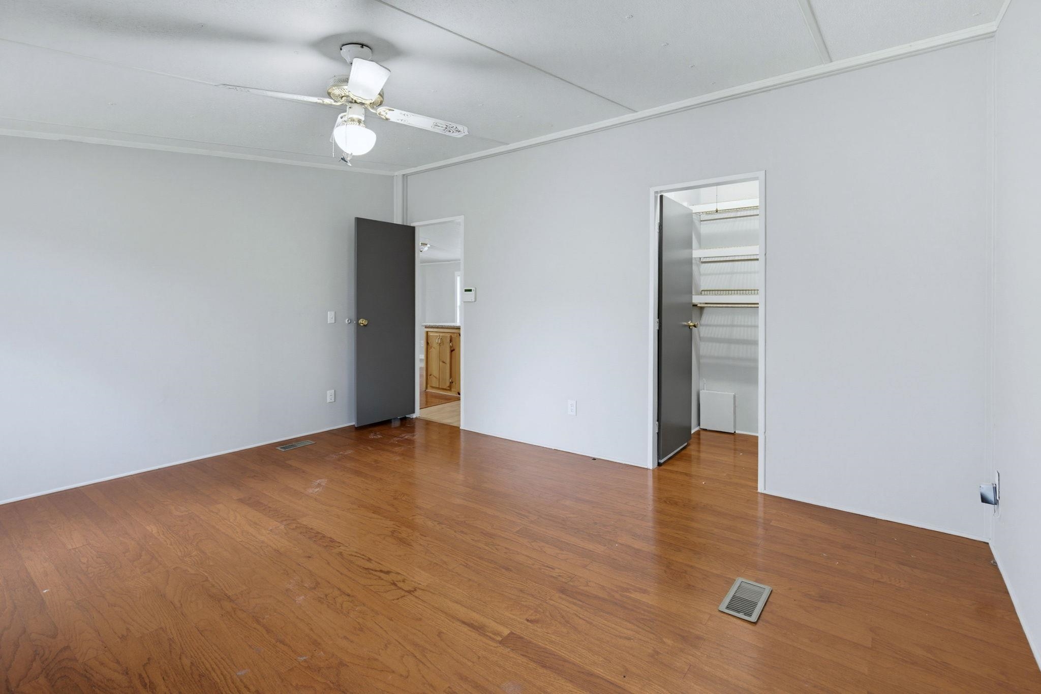 462 Forest Drive Property Photo 28