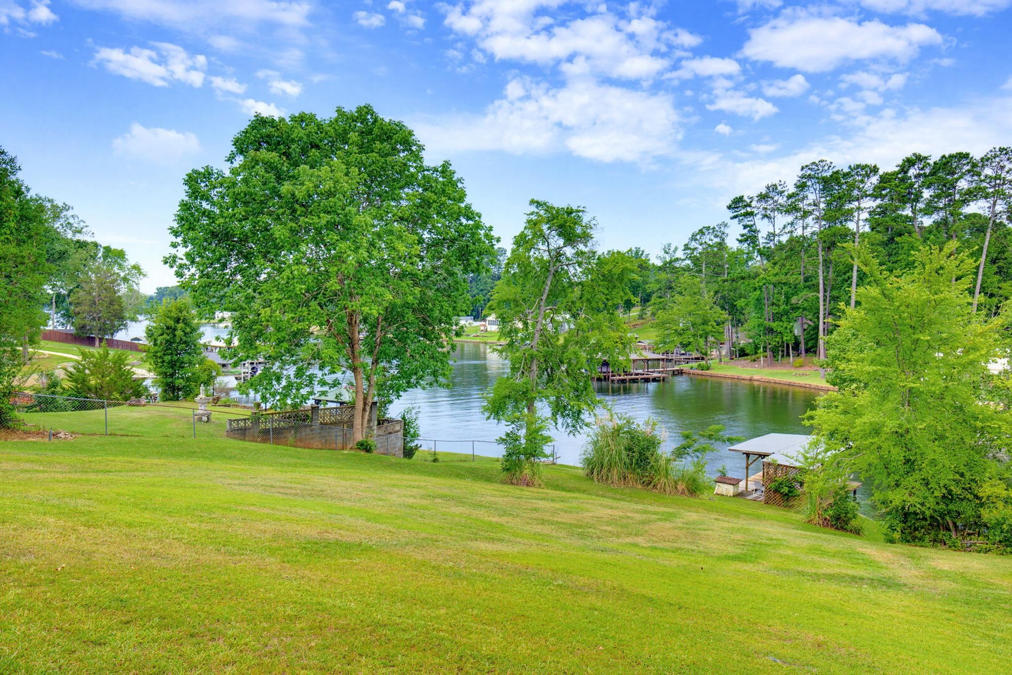 462 Forest Drive Property Photo 42