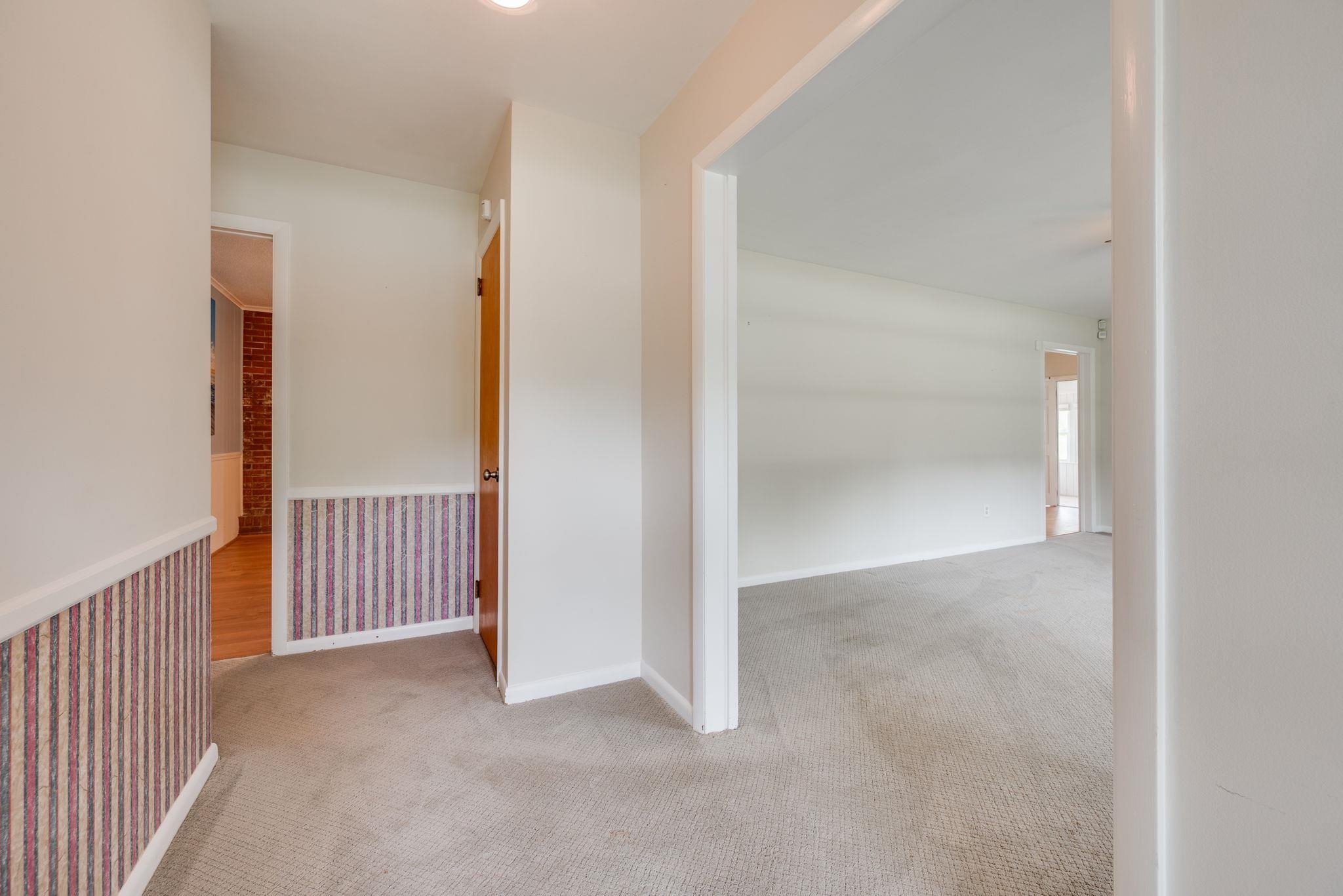 217 Navaho Drive Property Photo 6