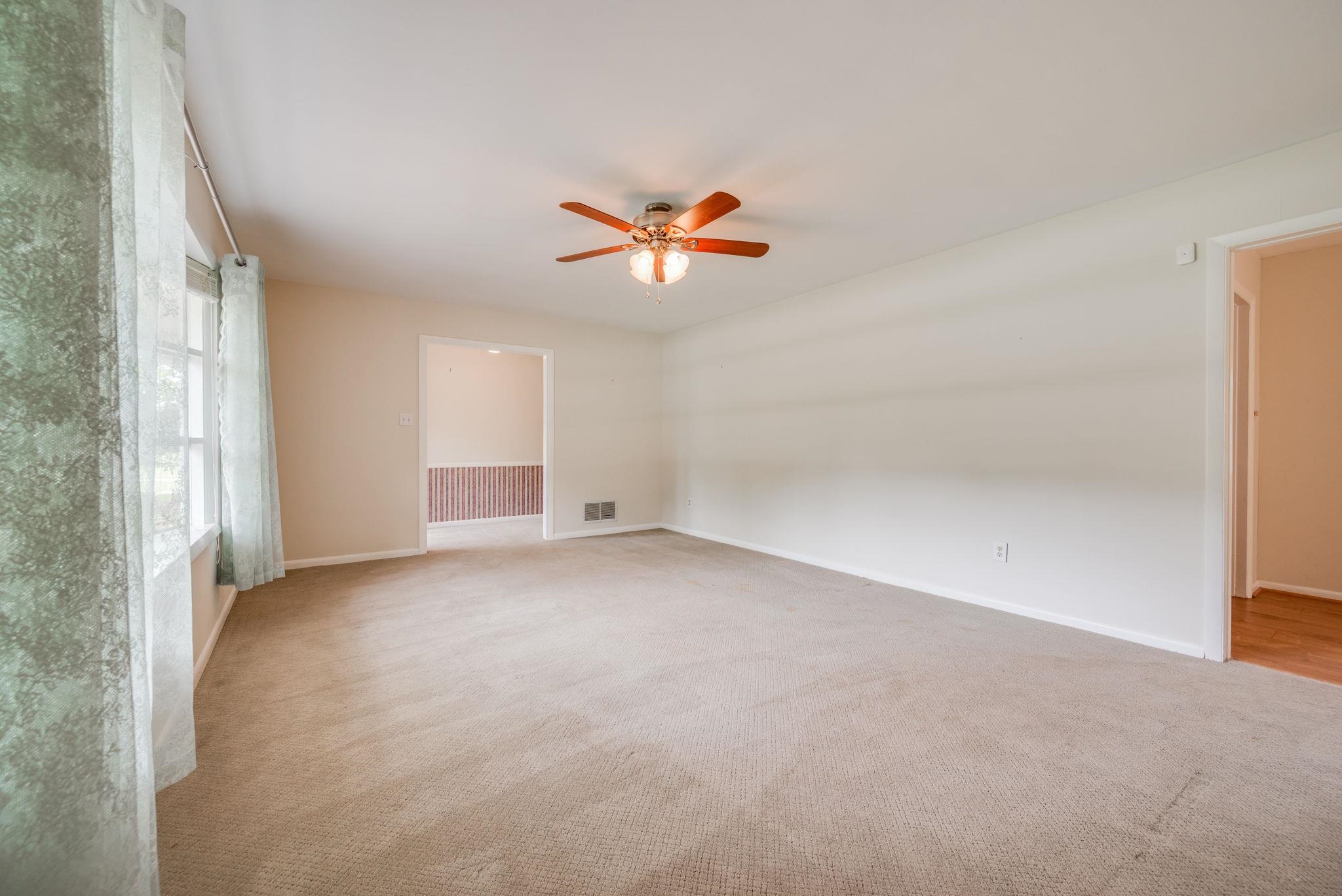 217 Navaho Drive Property Photo 10