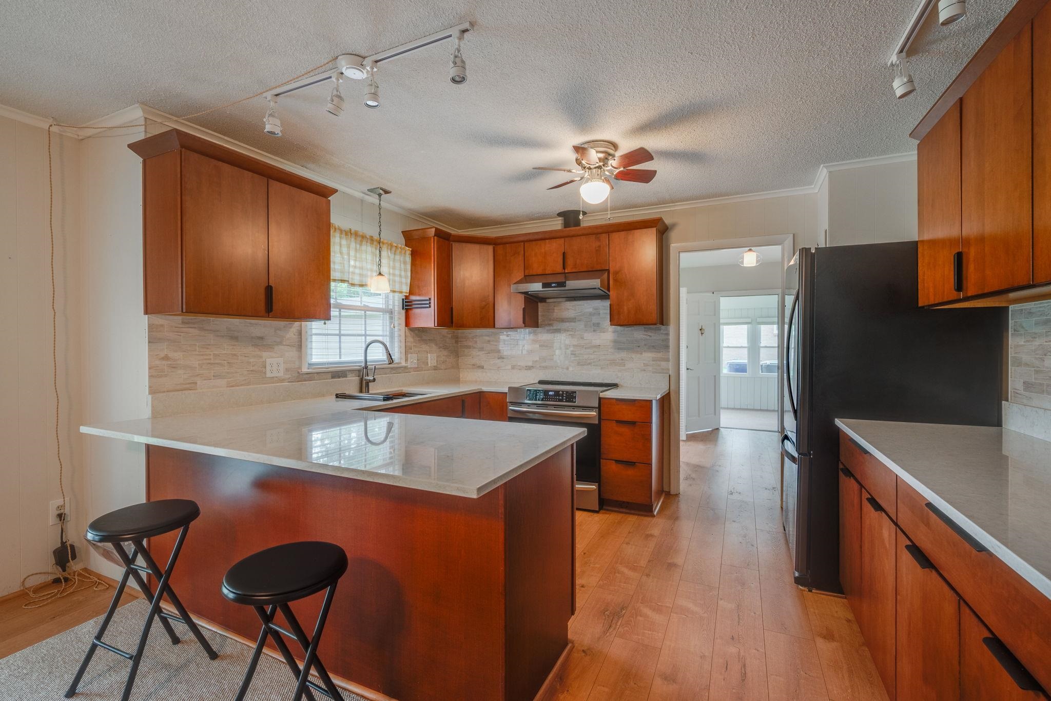 217 Navaho Drive Property Photo 15