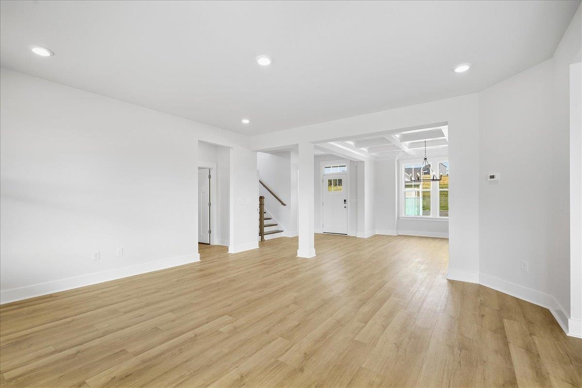 809 Lonsdale Court Property Photo 12