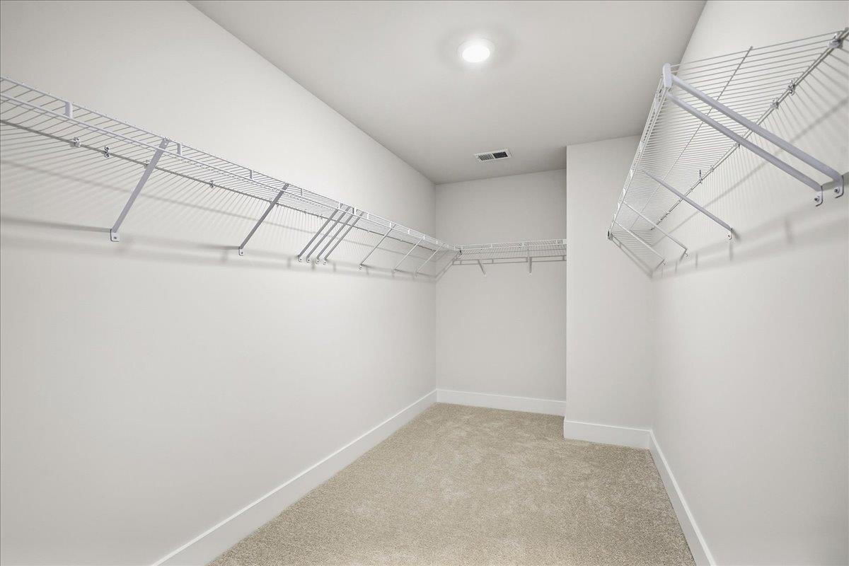 809 Lonsdale Court Property Photo 21