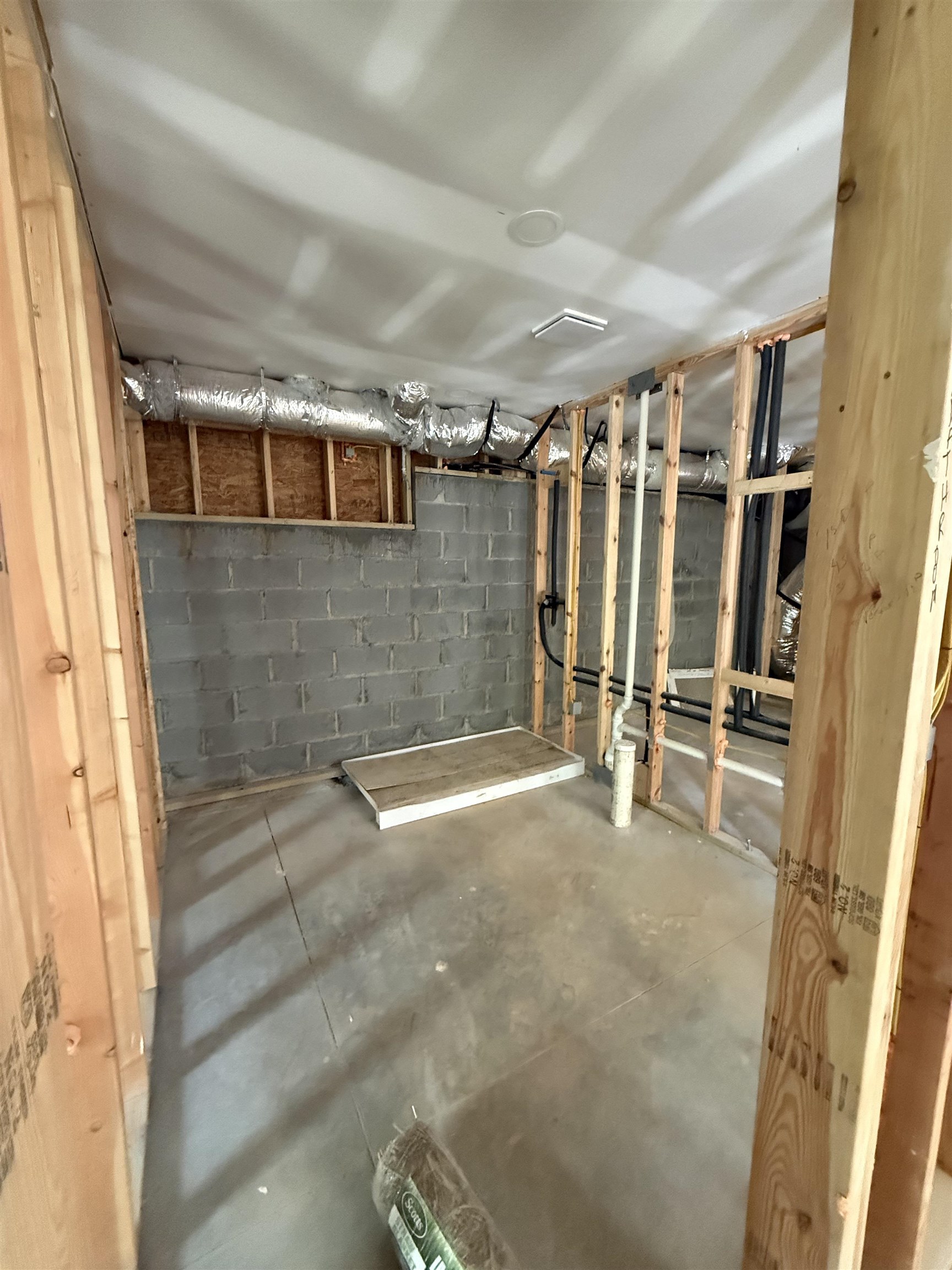 210 Stanley Drive Property Photo 23