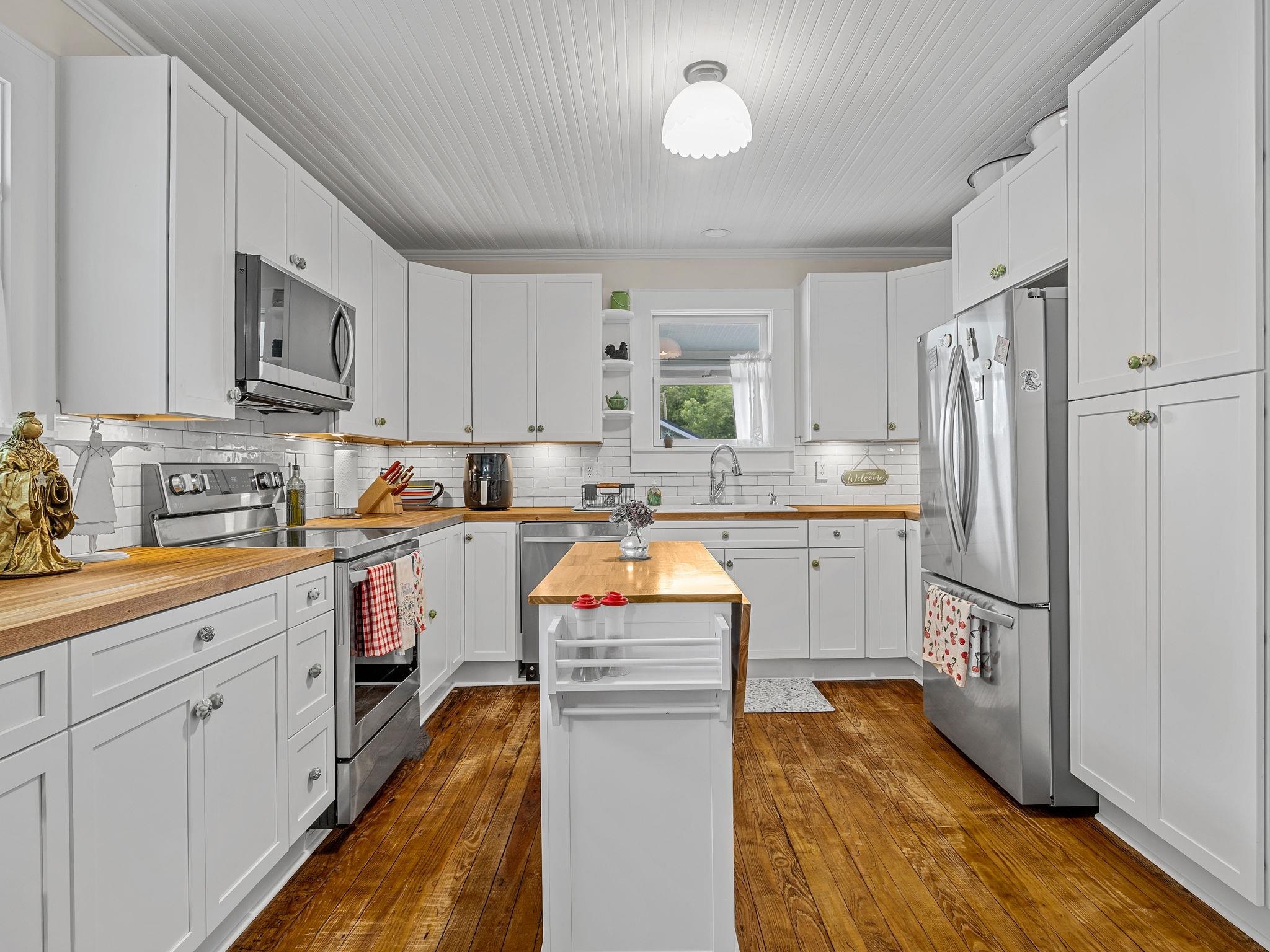 26 Lude Johnson Boulevard Property Photo 15