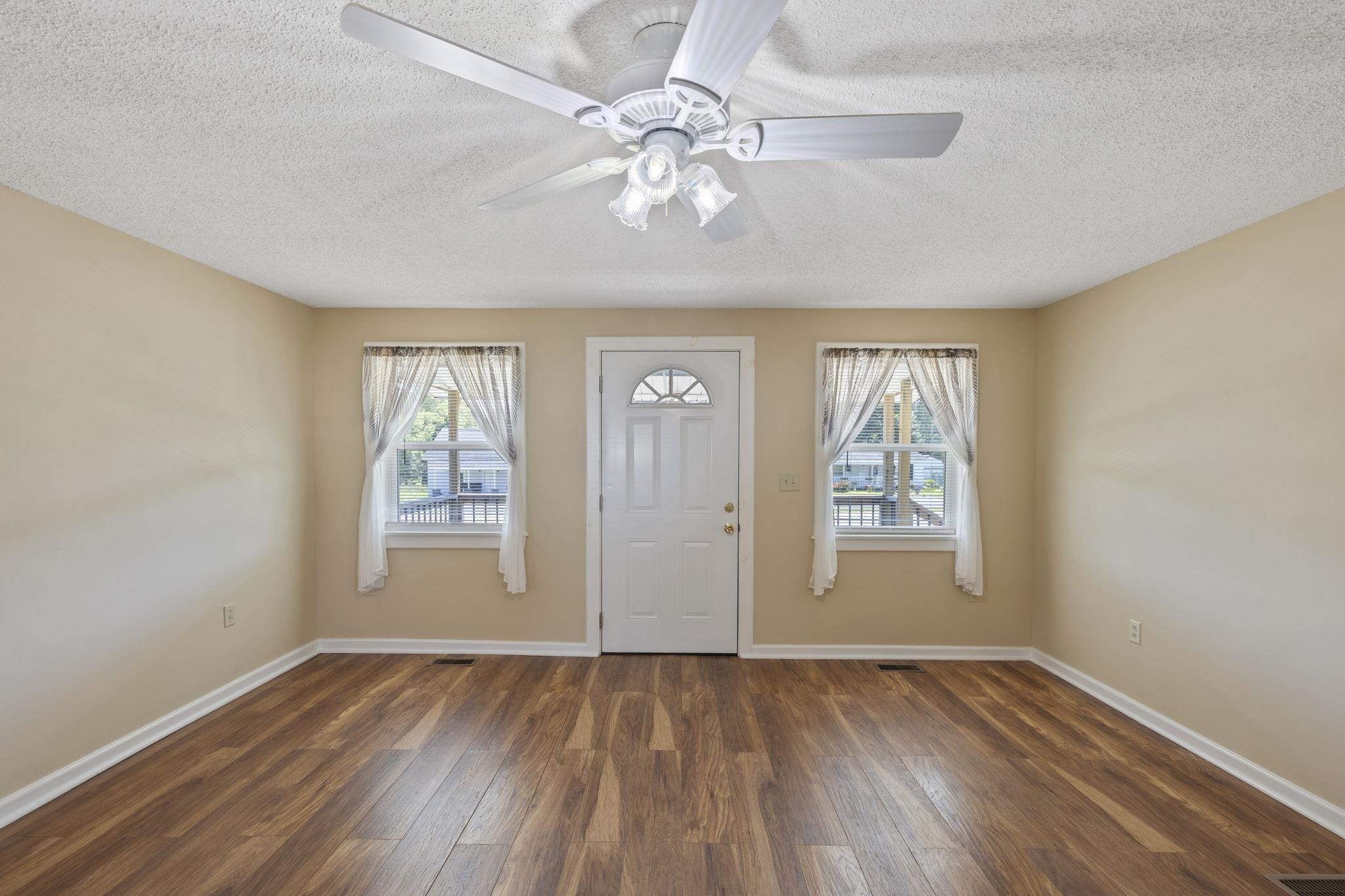 339422 Property Photo 11