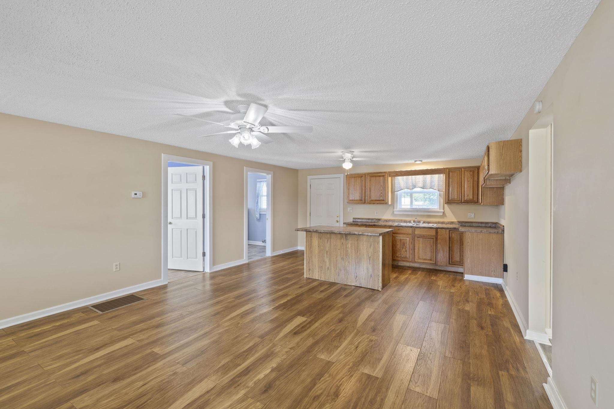 339422 Property Photo 15