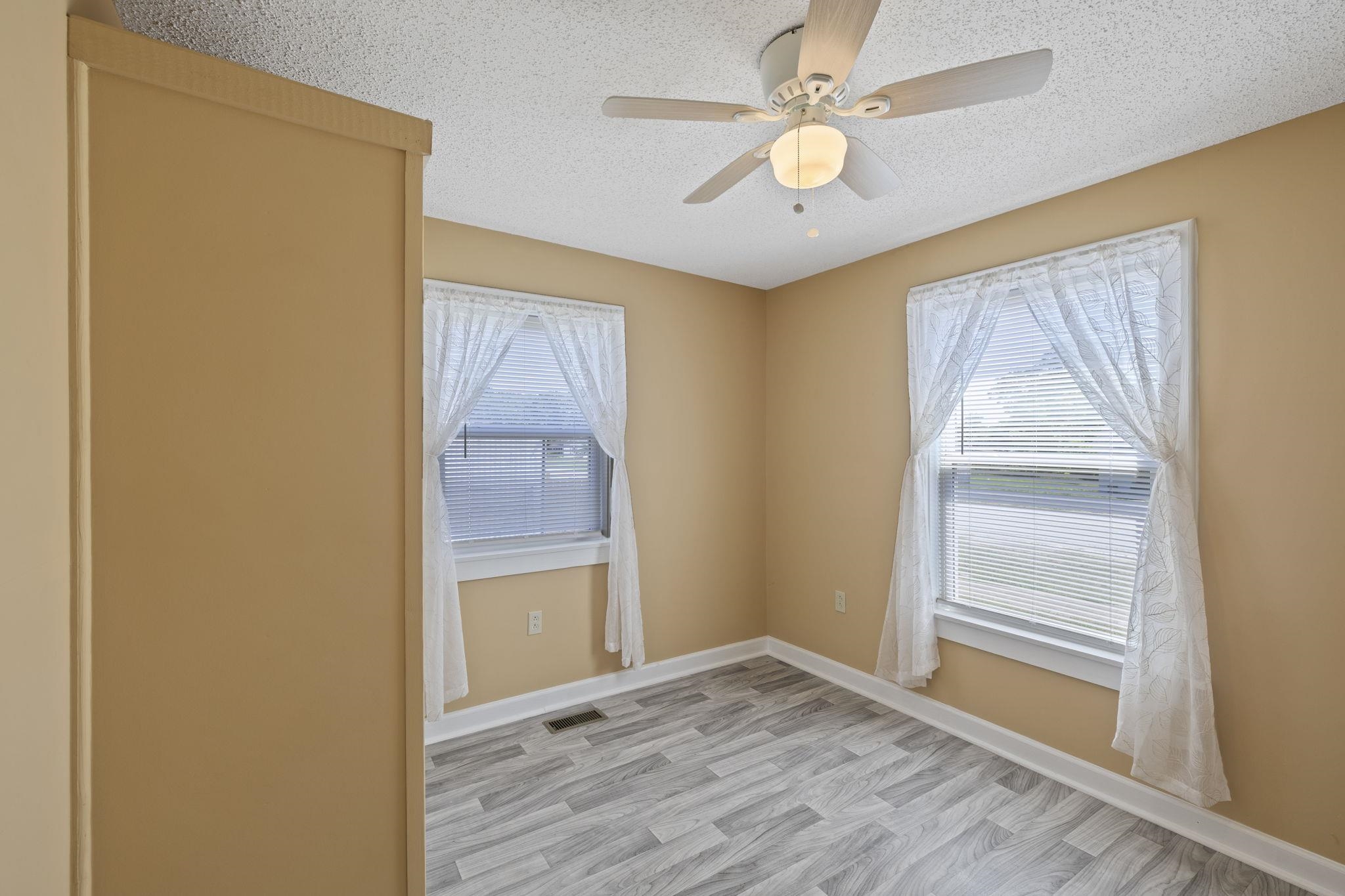 339422 Property Photo 26