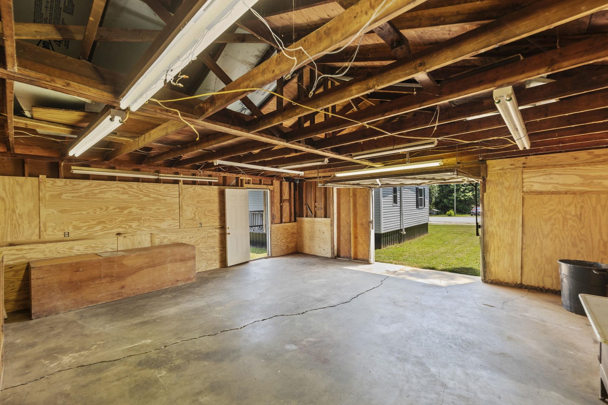 339422 Property Photo 29