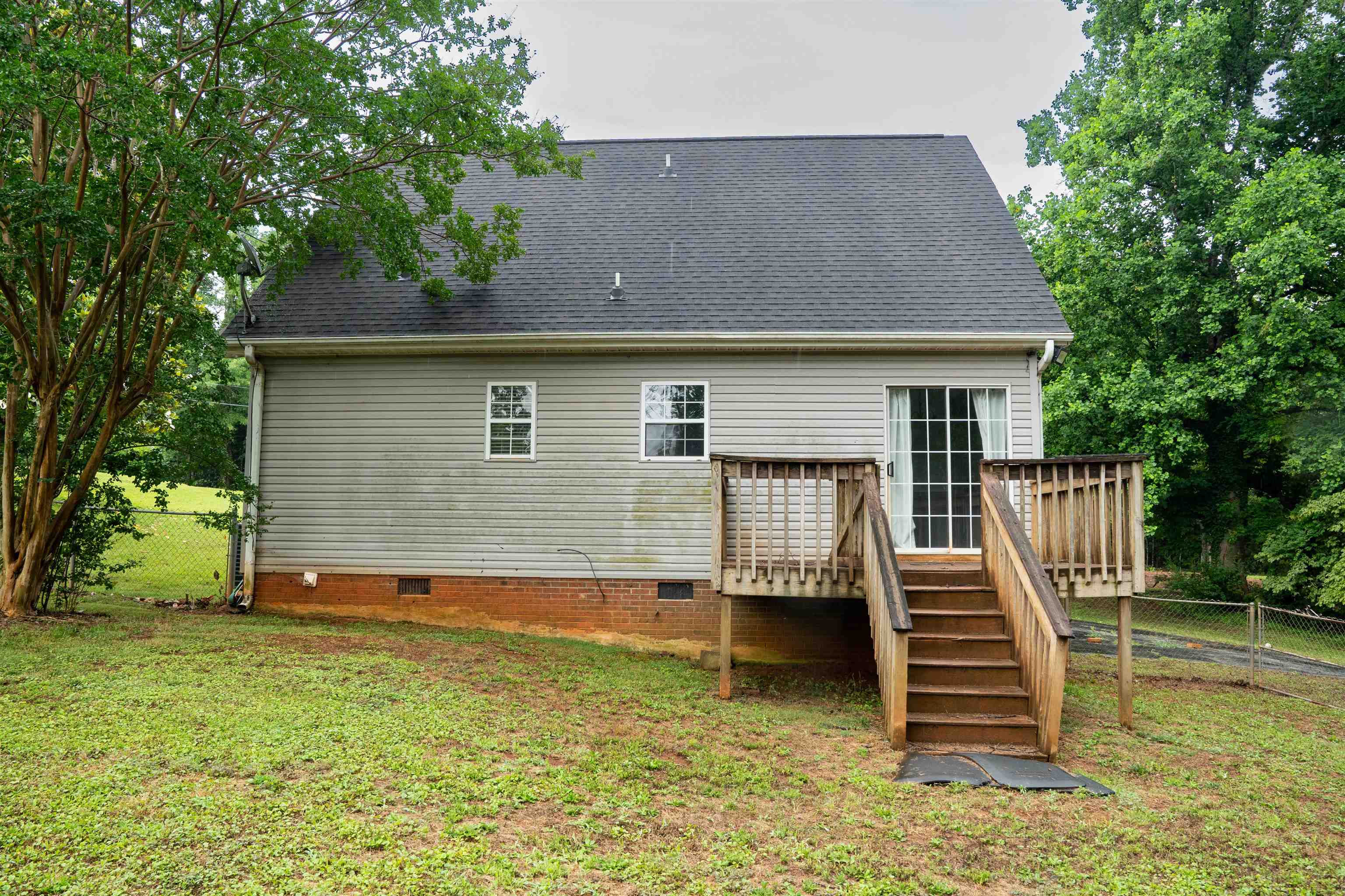 1026 Anderson Road Property Photo 5
