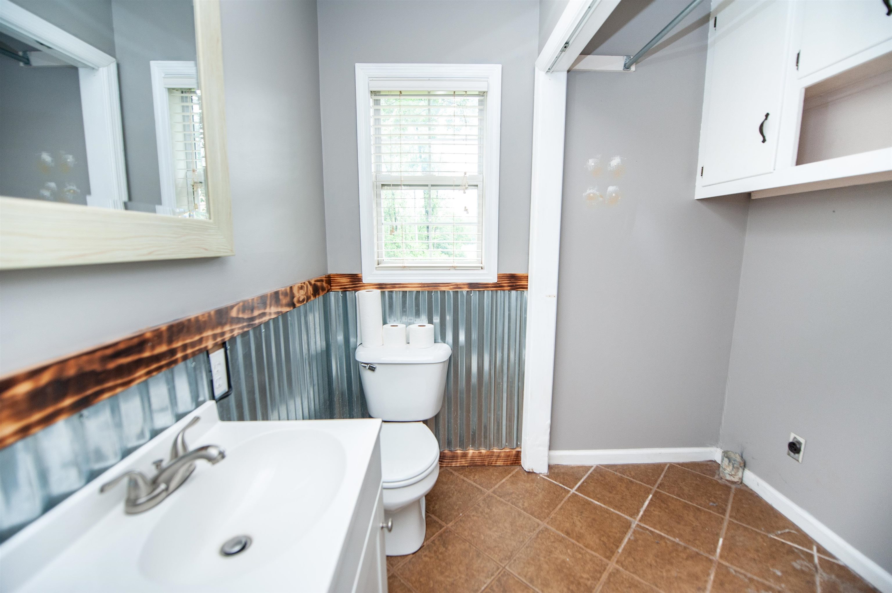 1026 Anderson Road Property Photo 15