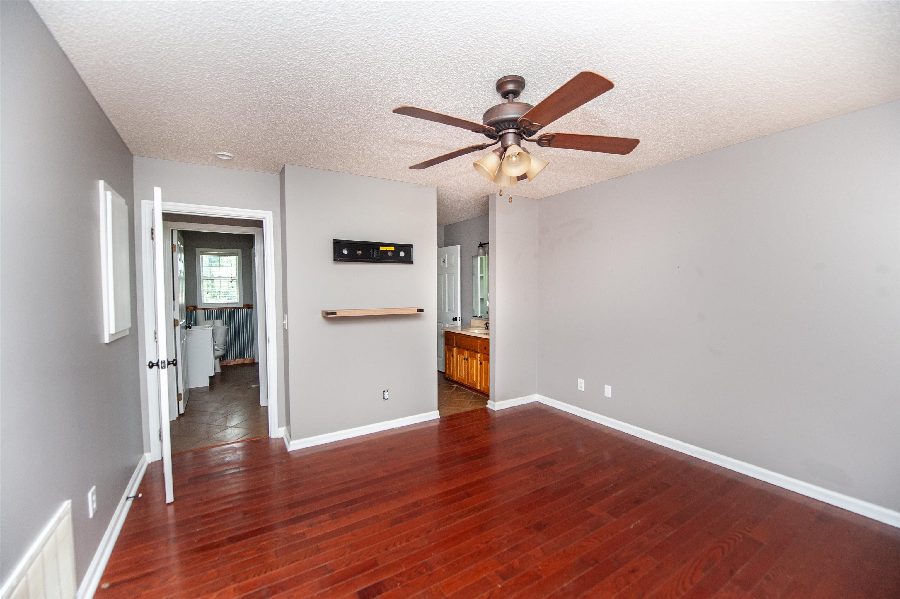 1026 Anderson Road Property Photo 18