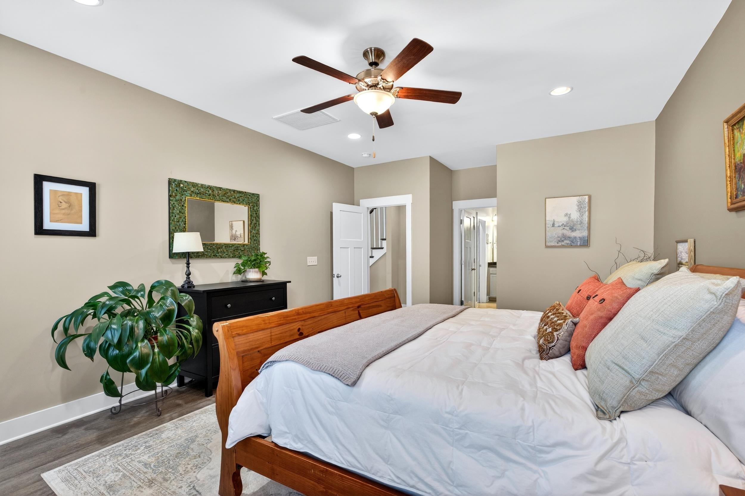 402 Vestry Place Property Photo 18