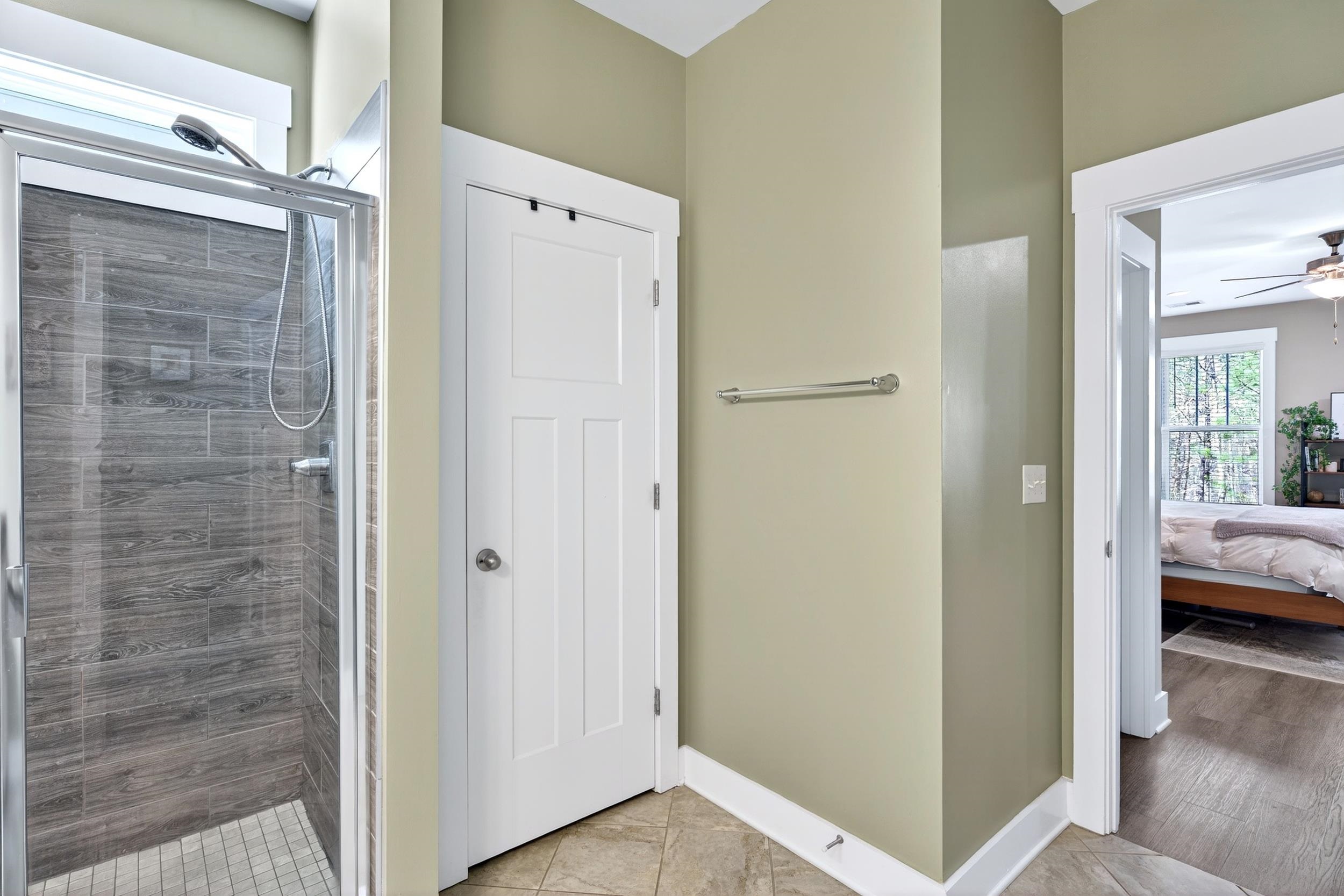 402 Vestry Place Property Photo 22