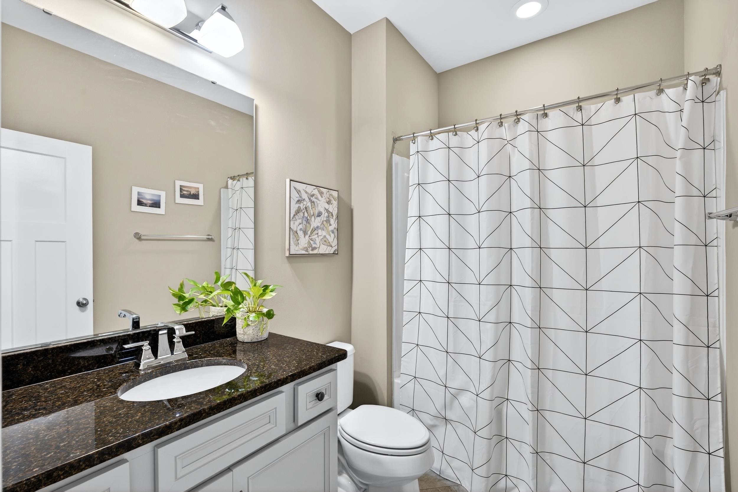 402 Vestry Place Property Photo 32