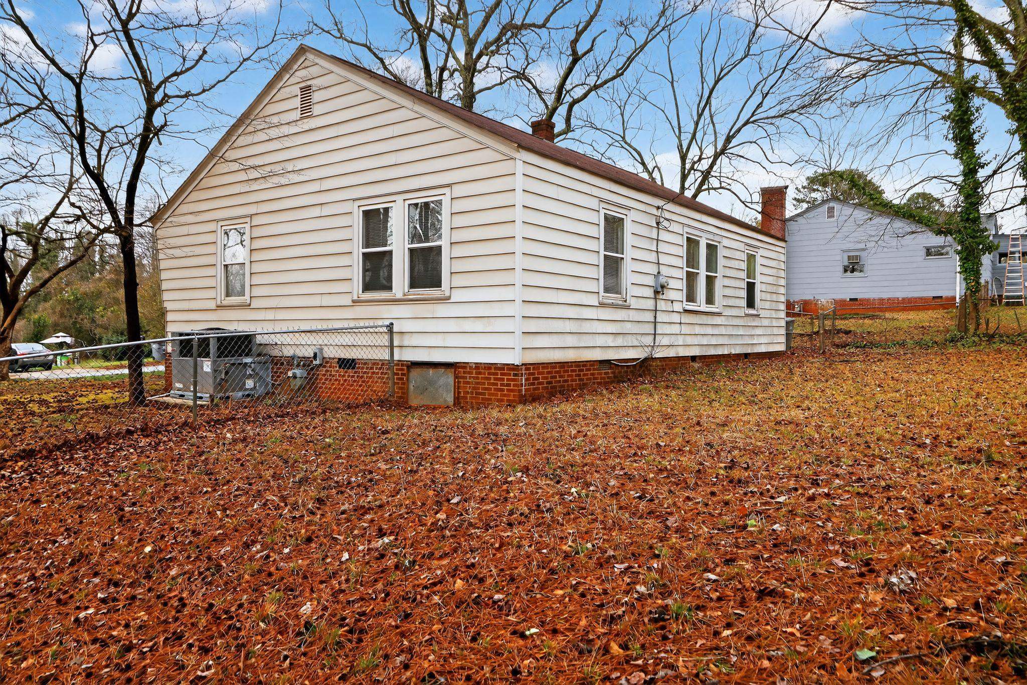 325 Merideth Circle Property Photo 10